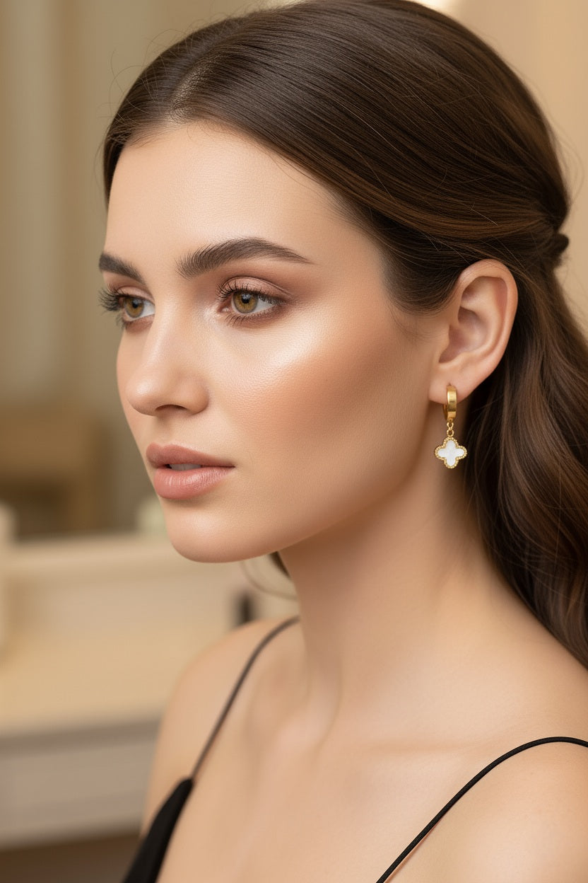 Auskari "White clover"