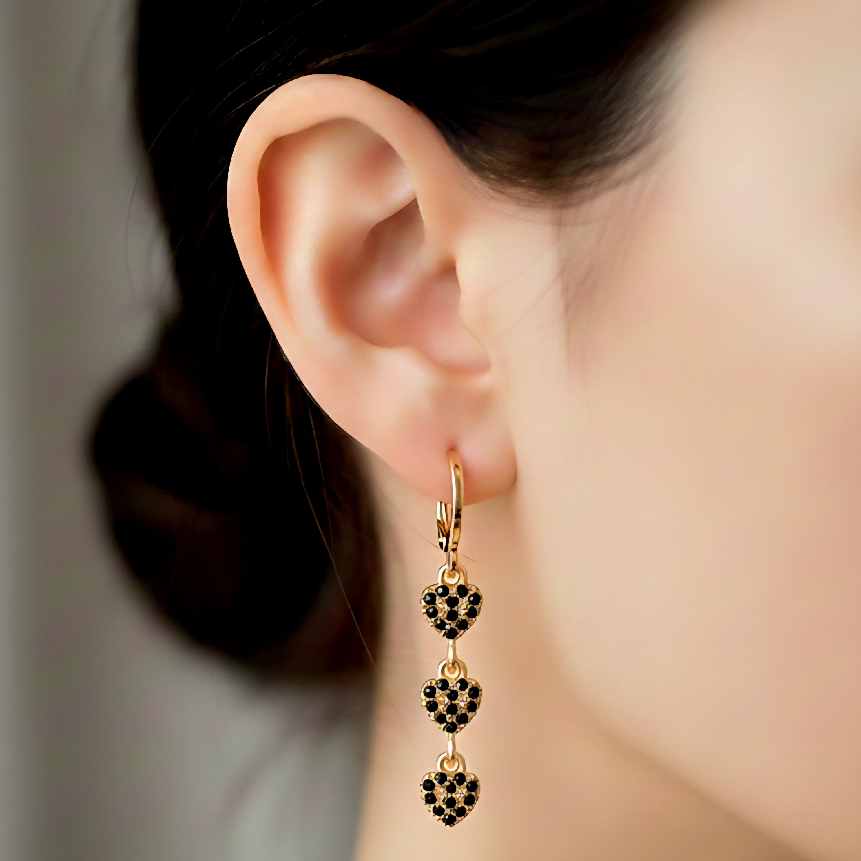 Auskari "Trīs melnas sirdis"