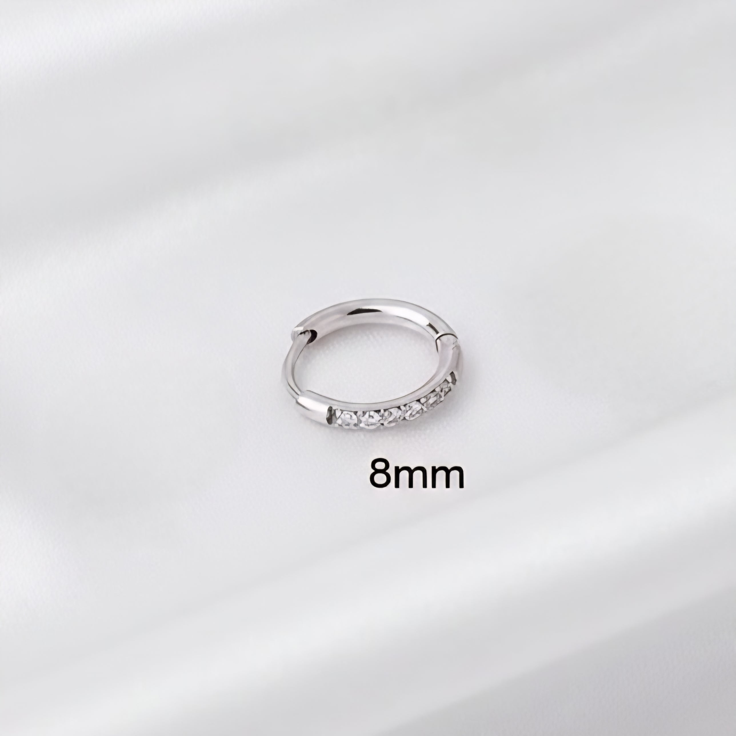 Pīrsings auskars "Gaišā klasika" 1 gab.