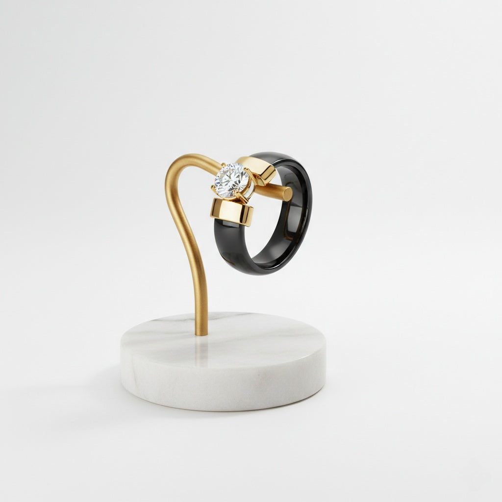 Gredzens "Keramika ar kristālu" black