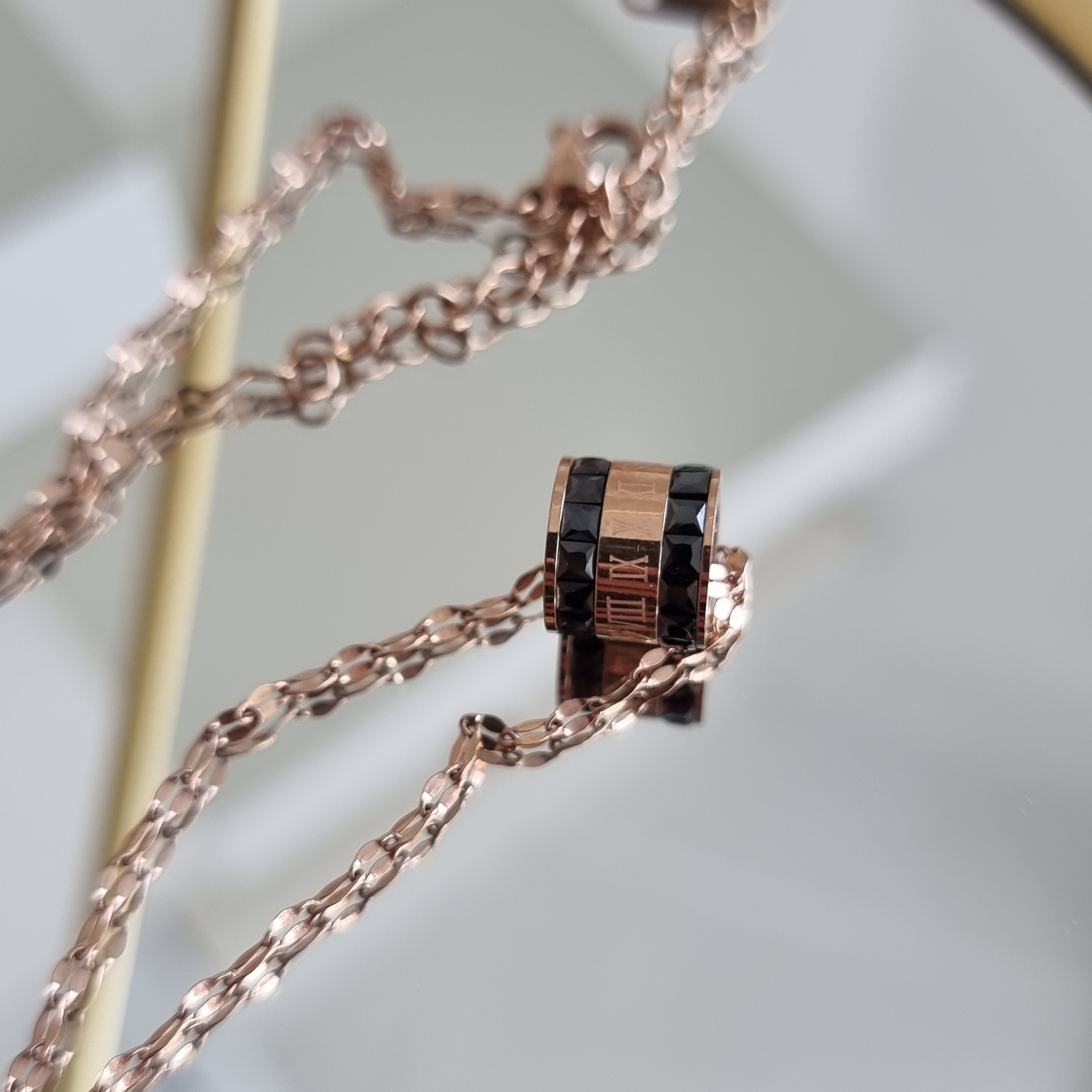 Kaklarota Melnā Swirlija