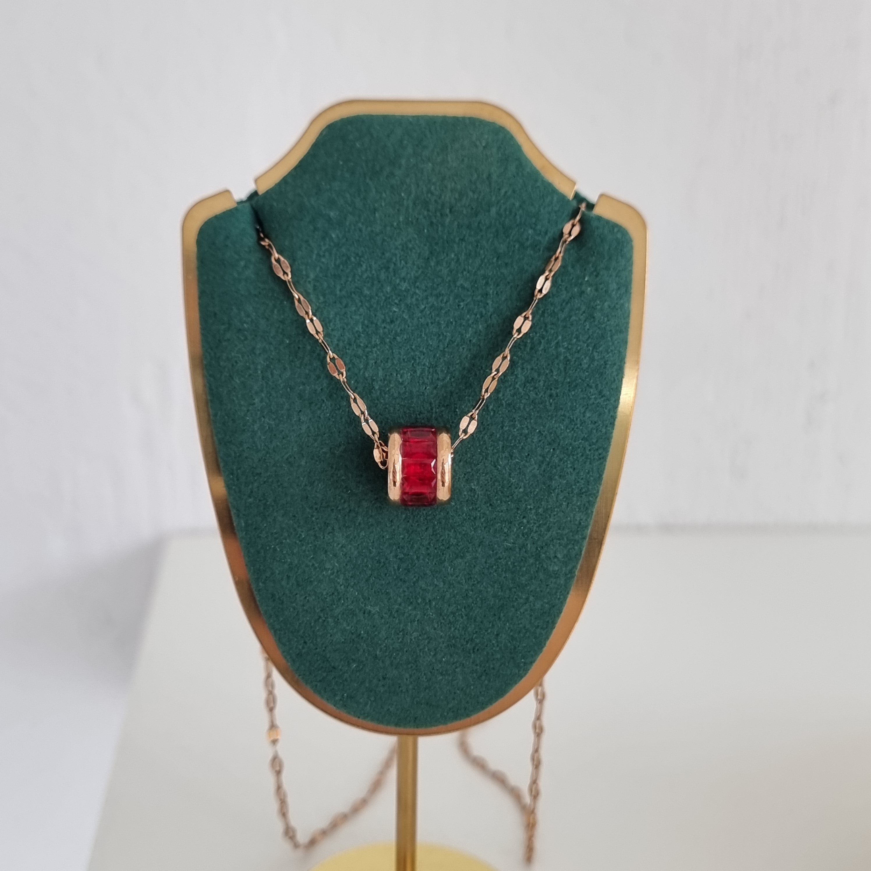 Kaklarota Swirl sarkana