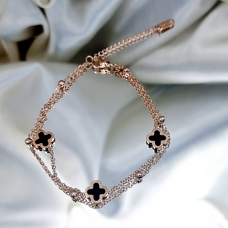 Apzeltīta ķēdīte, neizraisa alerģiju, kvalitatīva, neapsūbē. Drošs pirkums, ātra piegāde, plašs sortiments, vienkāršota atgriešana. Klasiska ķēdīte, kaklarota i…