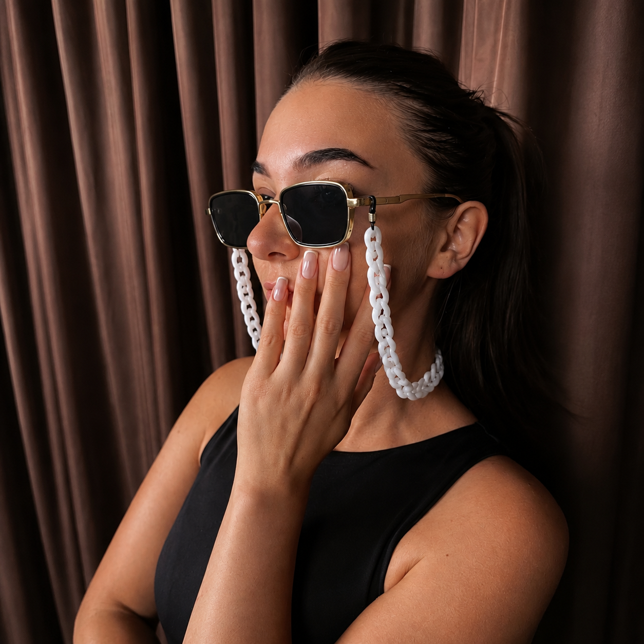 Briļļu ķēdīte The White Strap