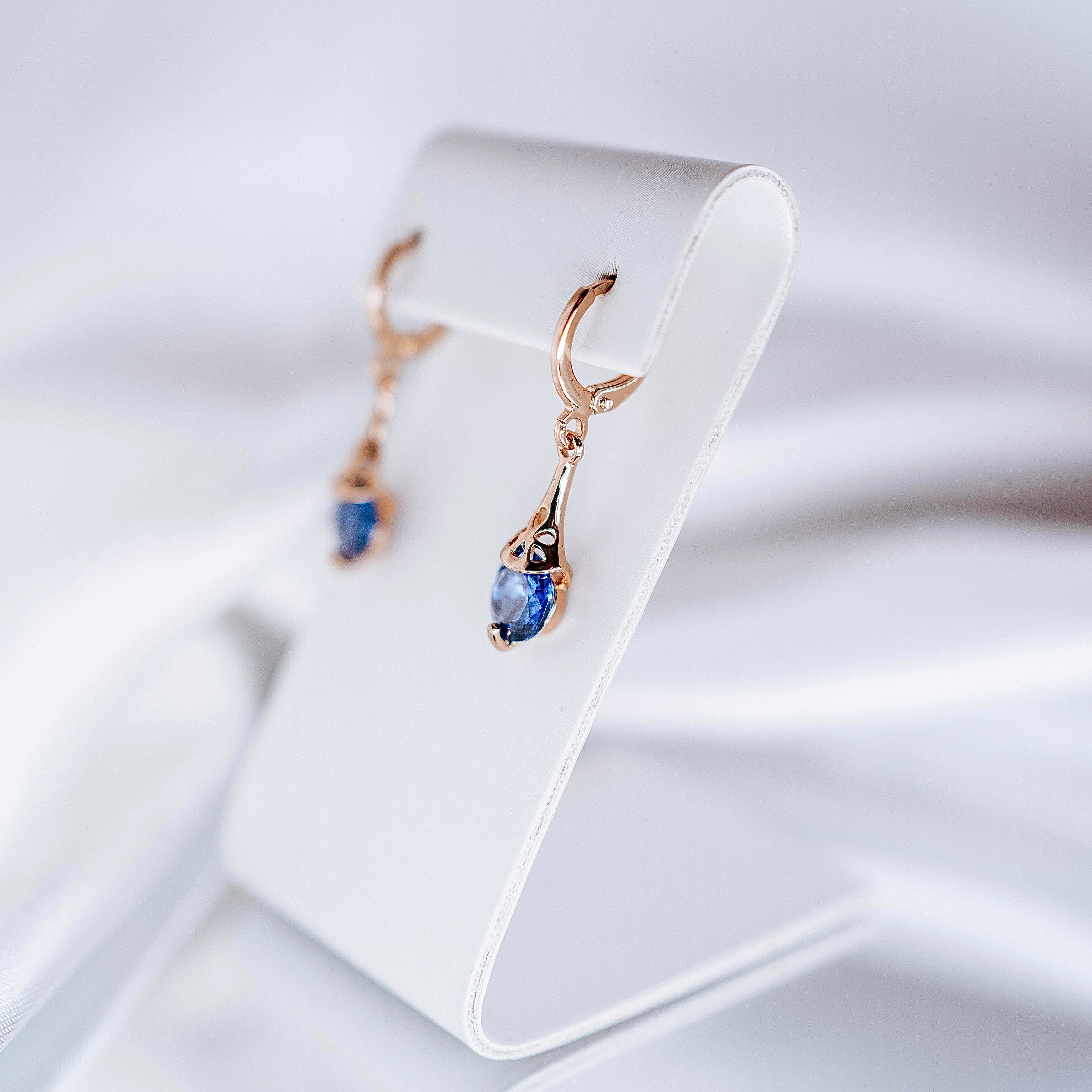 Auskari Kristāliņš