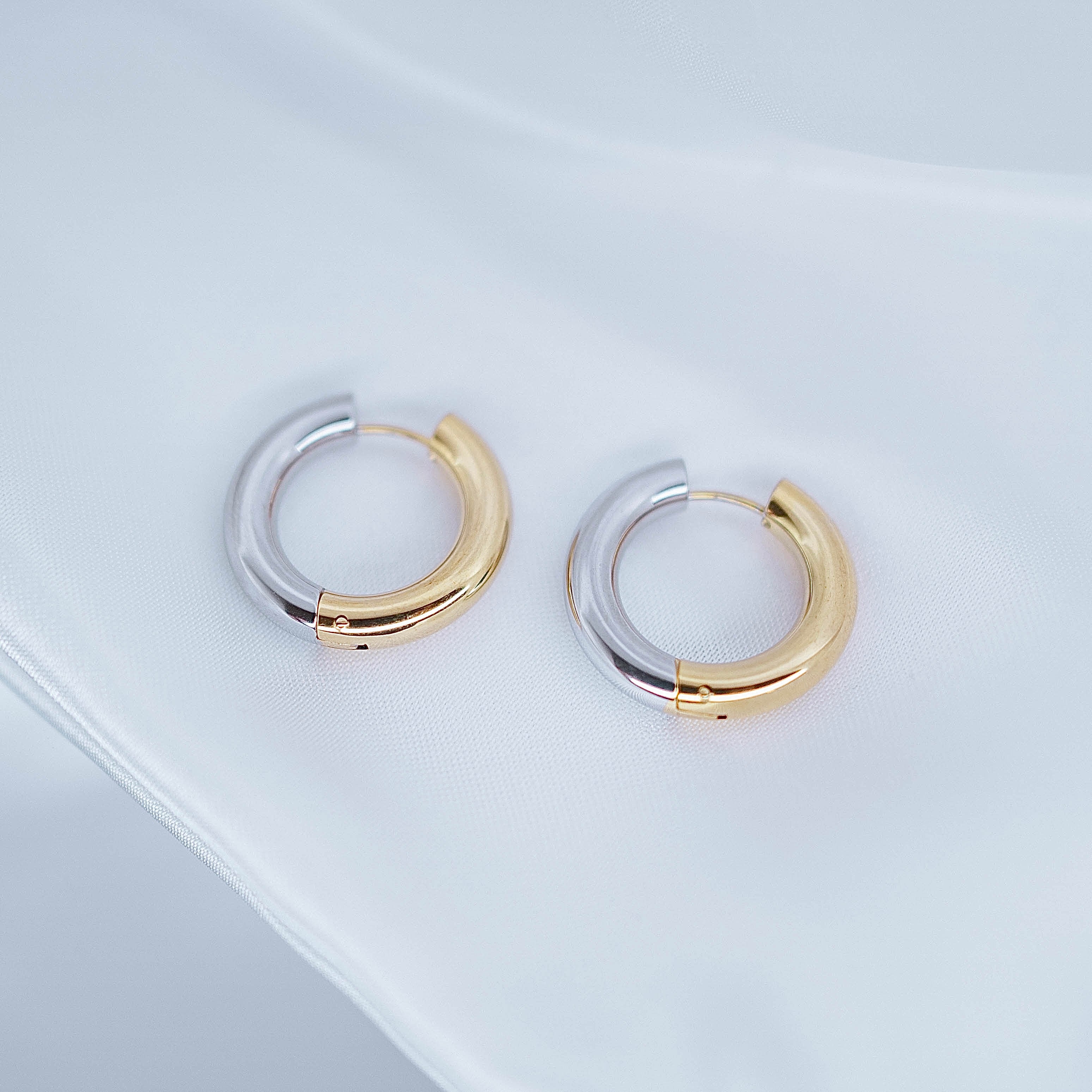 Auskari "Divi ceļi klasika"