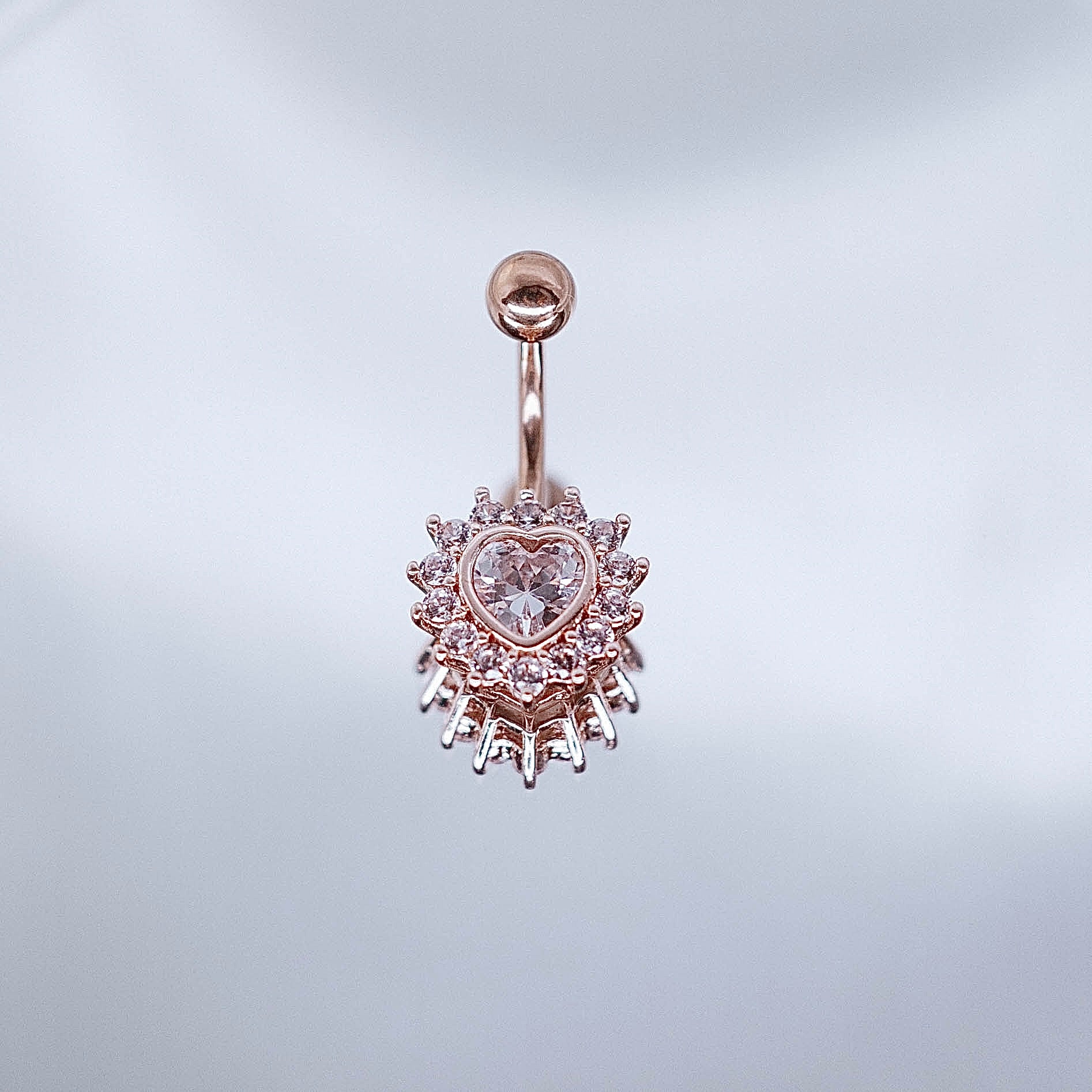 Nabas pīrsings "Sirds, gulbis, zieds vai pūce"