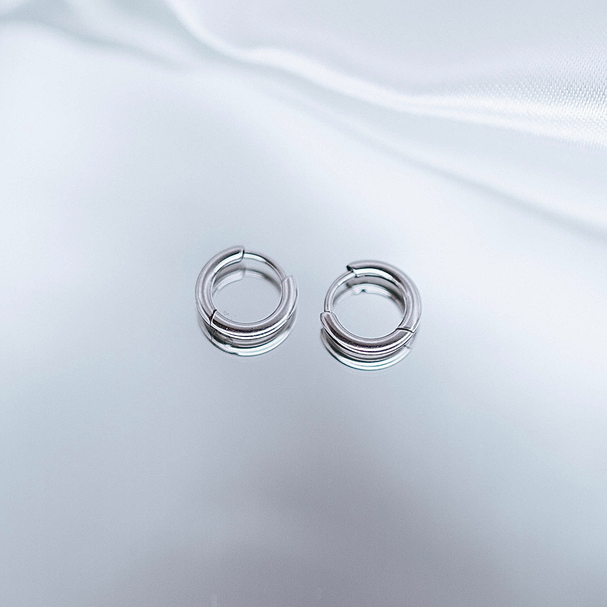 Auskari "Gaišie" izvēlies vienu vai pāri