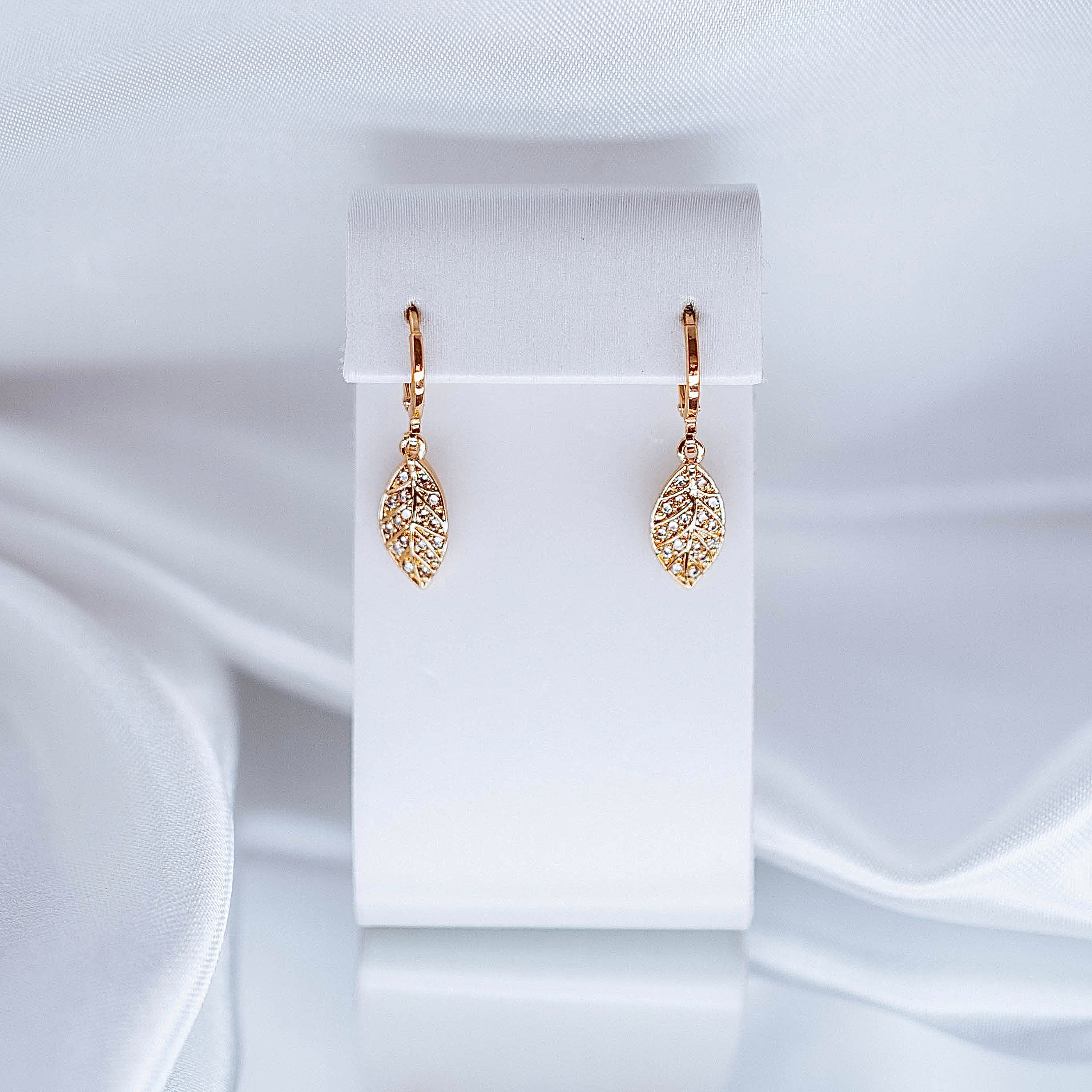 Auskari "Zelta lapu mirdzums"