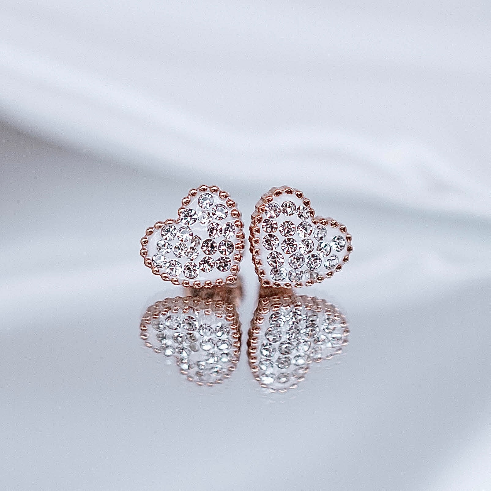 Auskari Kristālu sirdis melnas