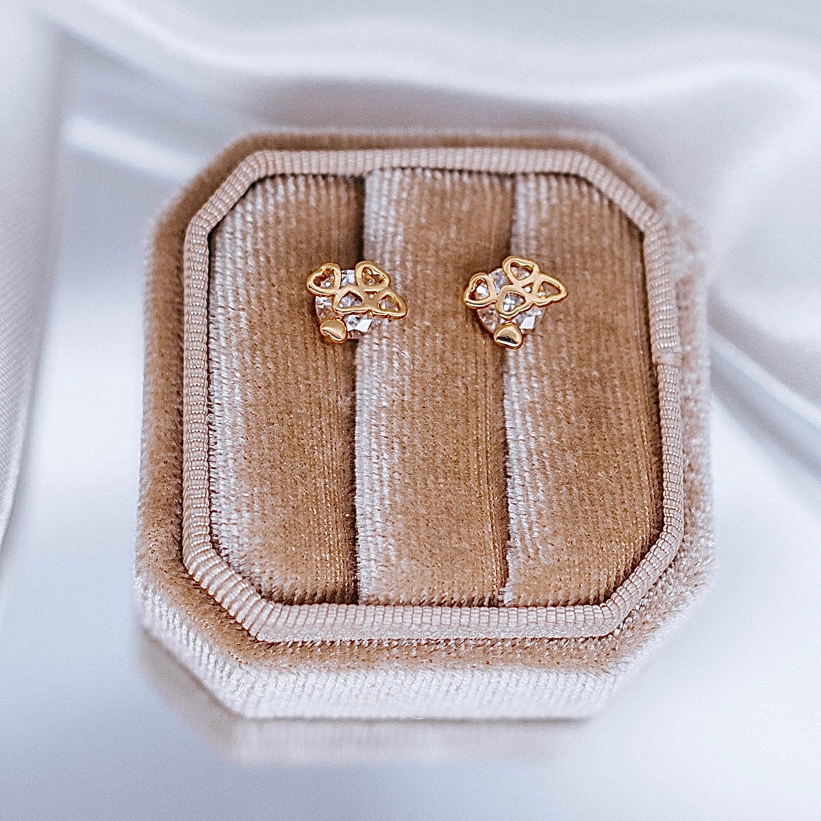 Auskari "Eņģeļu sirdis"