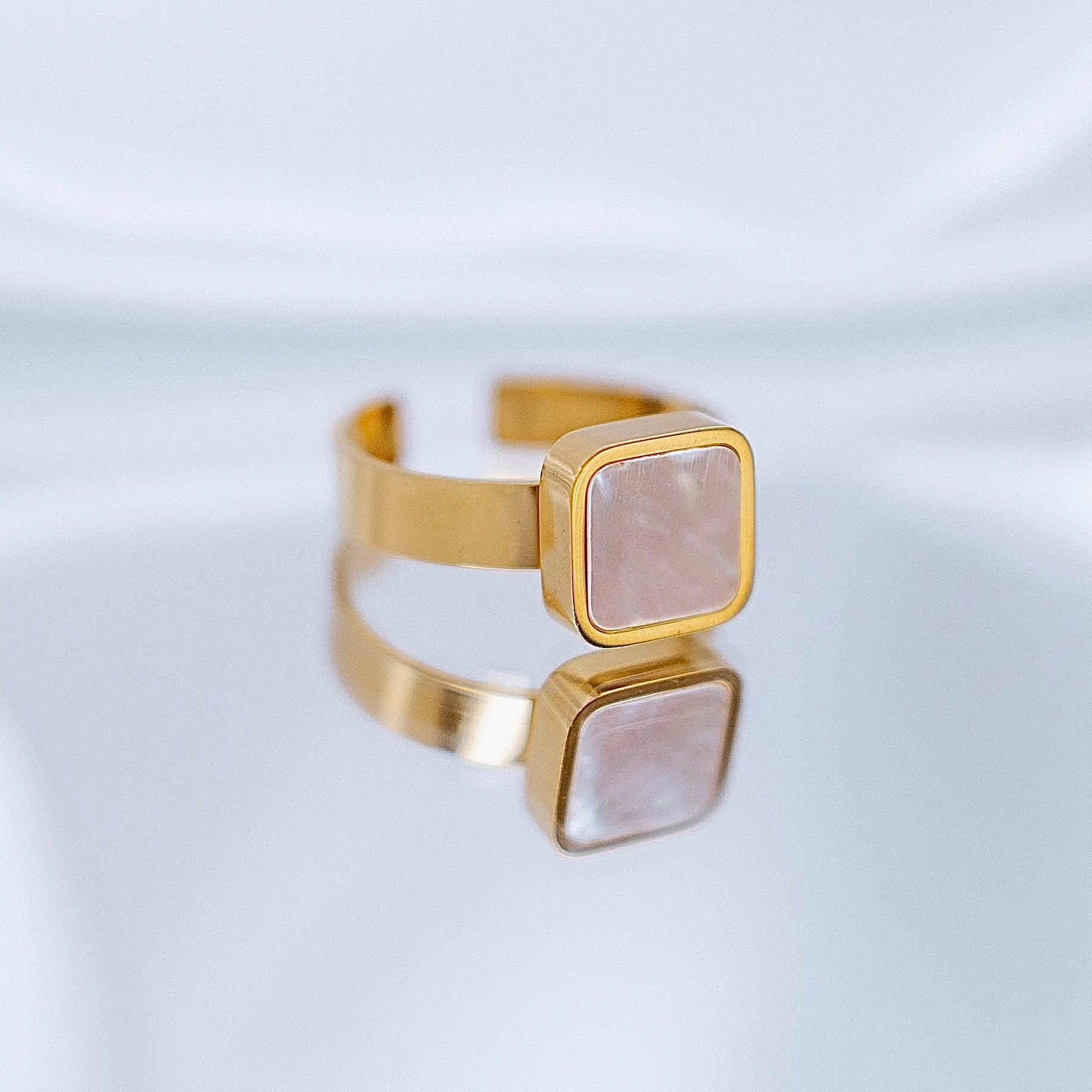 Gredzens "Kvadrāta mirdzums"