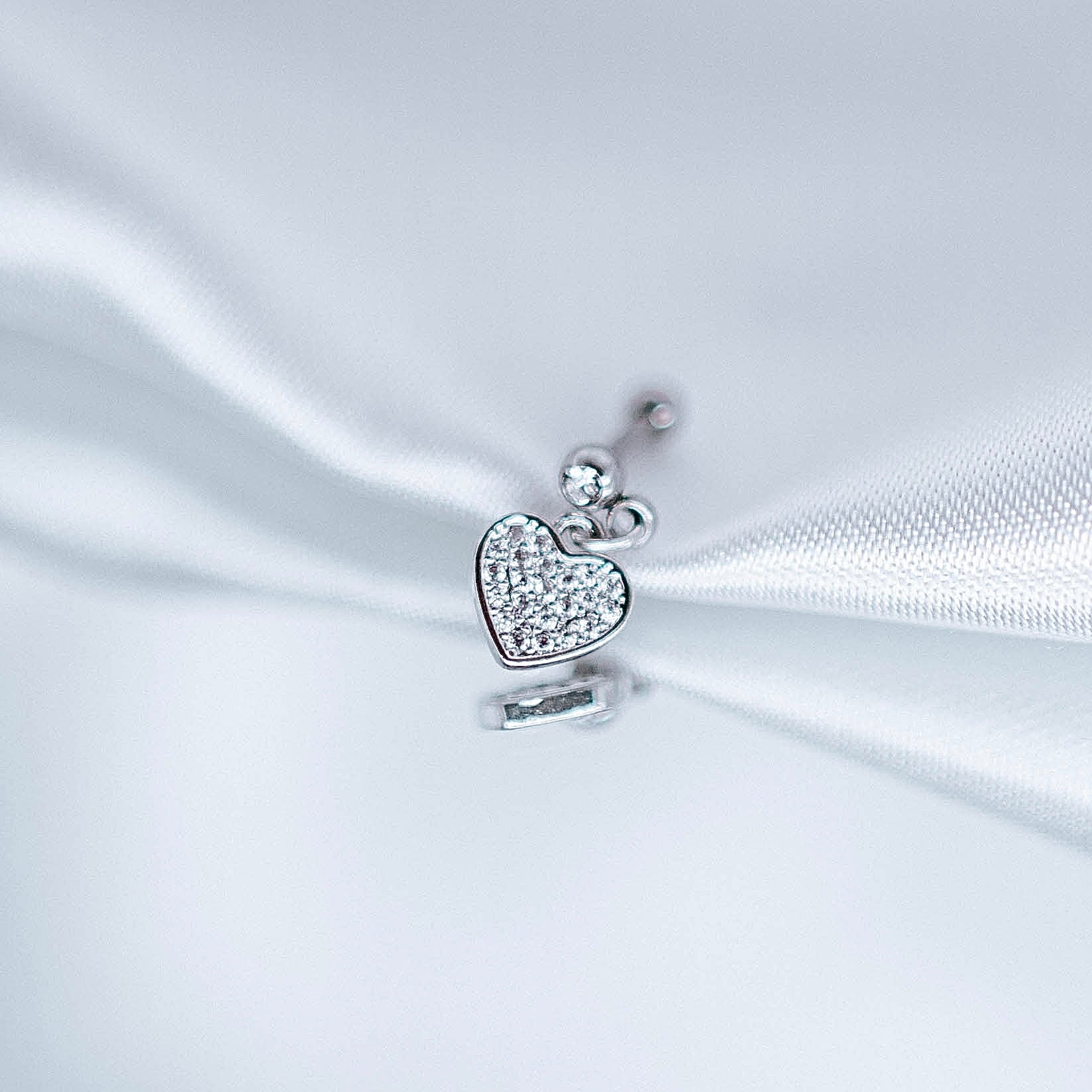 Pīrsings "Gaišā sirds"