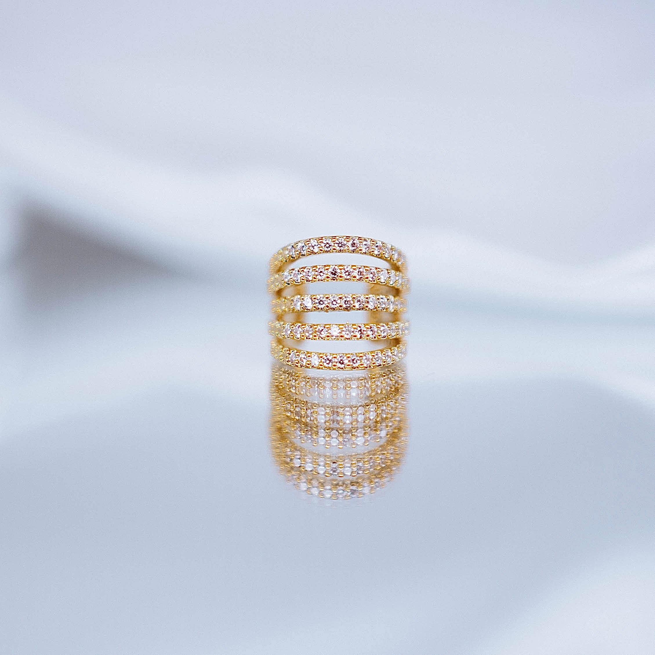 Pīrsings auss kafs/cuff "Kristālu pārpilnība"