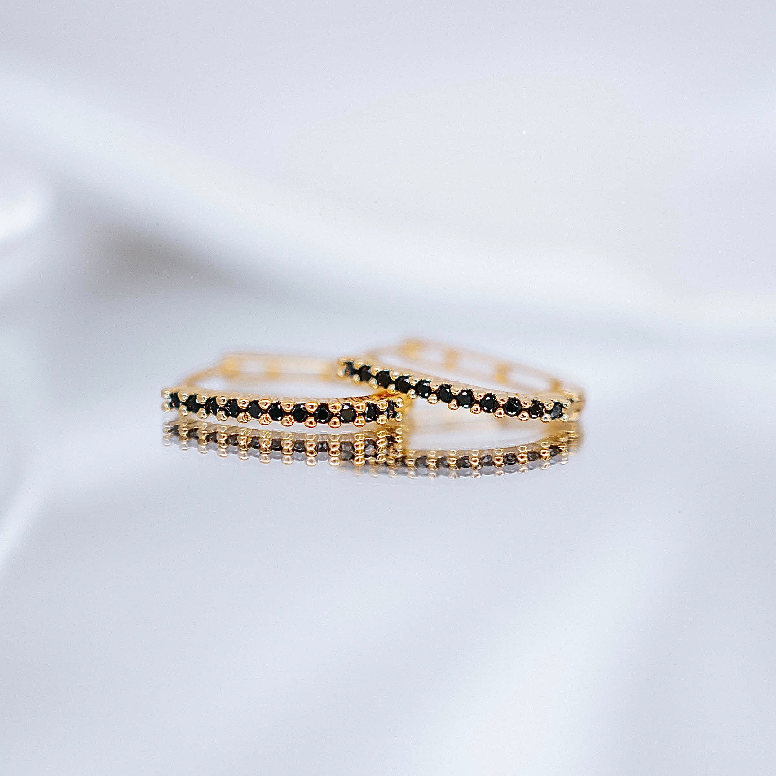 Auskari "Melnie zelta filigrānie"