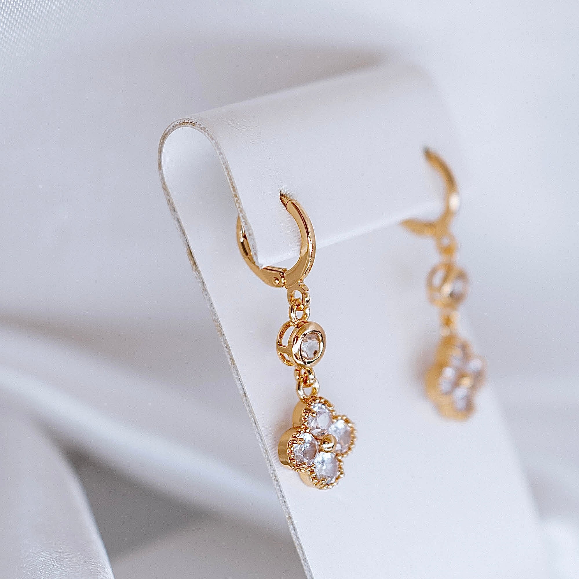 Auskari "Kristālu četrlapiņa"