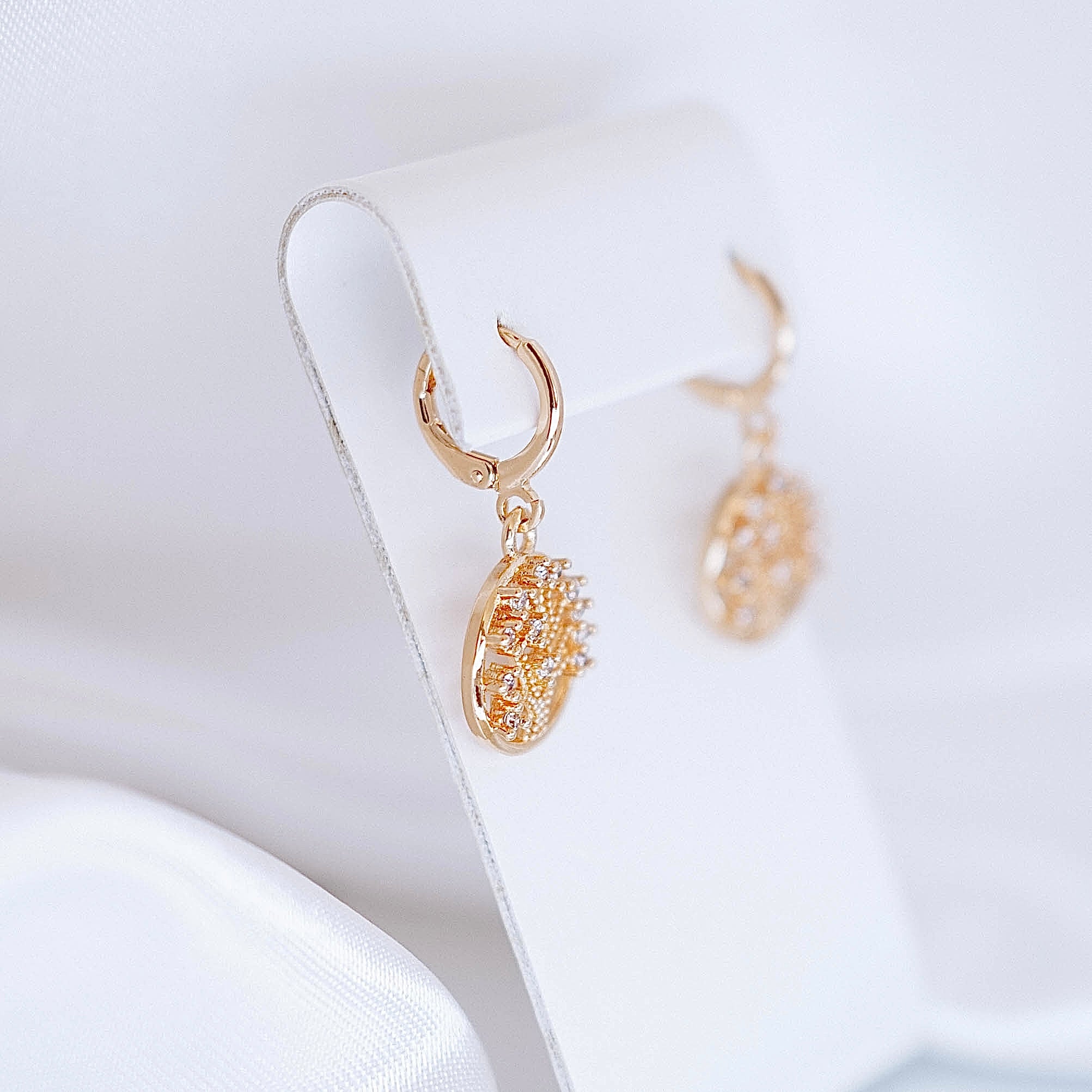 Auskari "Mirdzošais dzīvības koks"