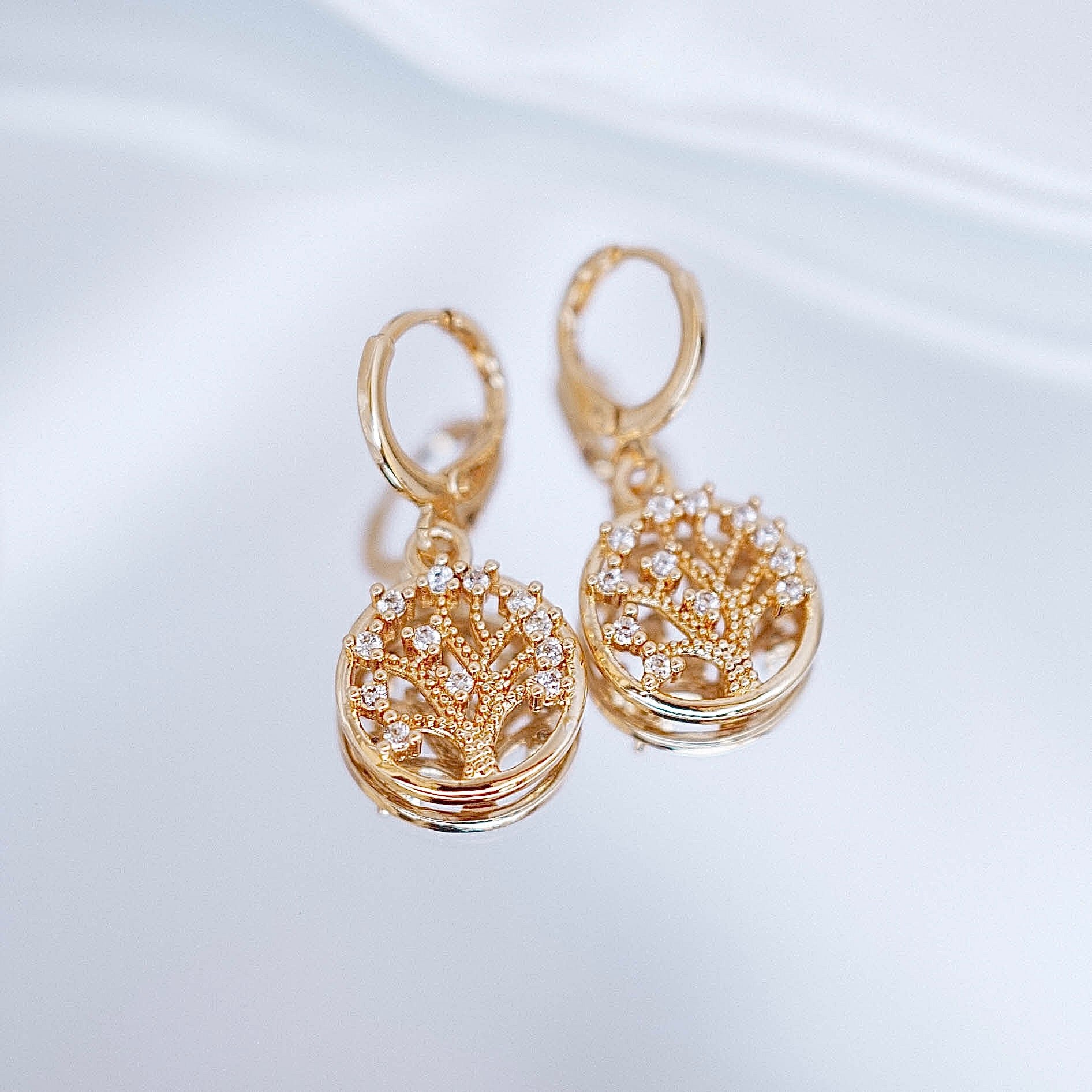 Auskari "Mirdzošais dzīvības koks"