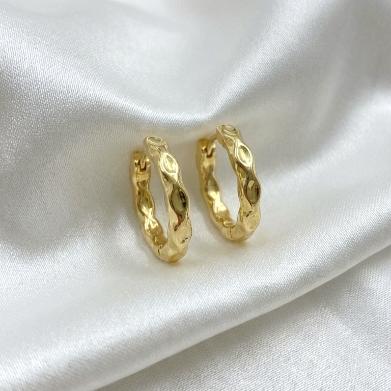 Auskari "Nospiedums"