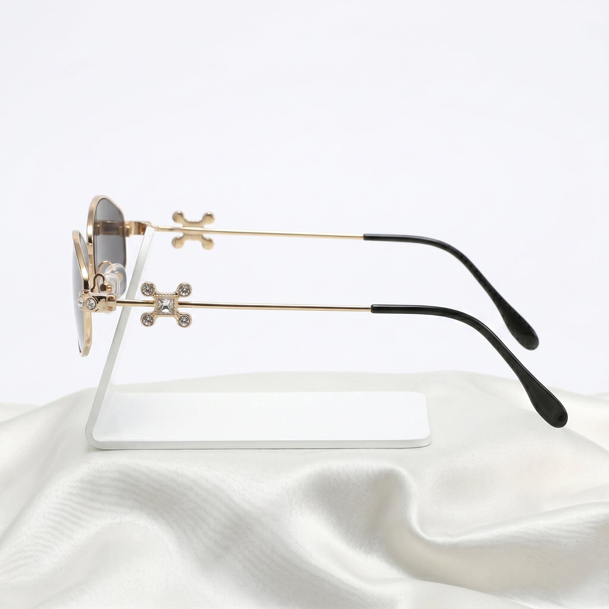 Saulesbrilles Crystal flower