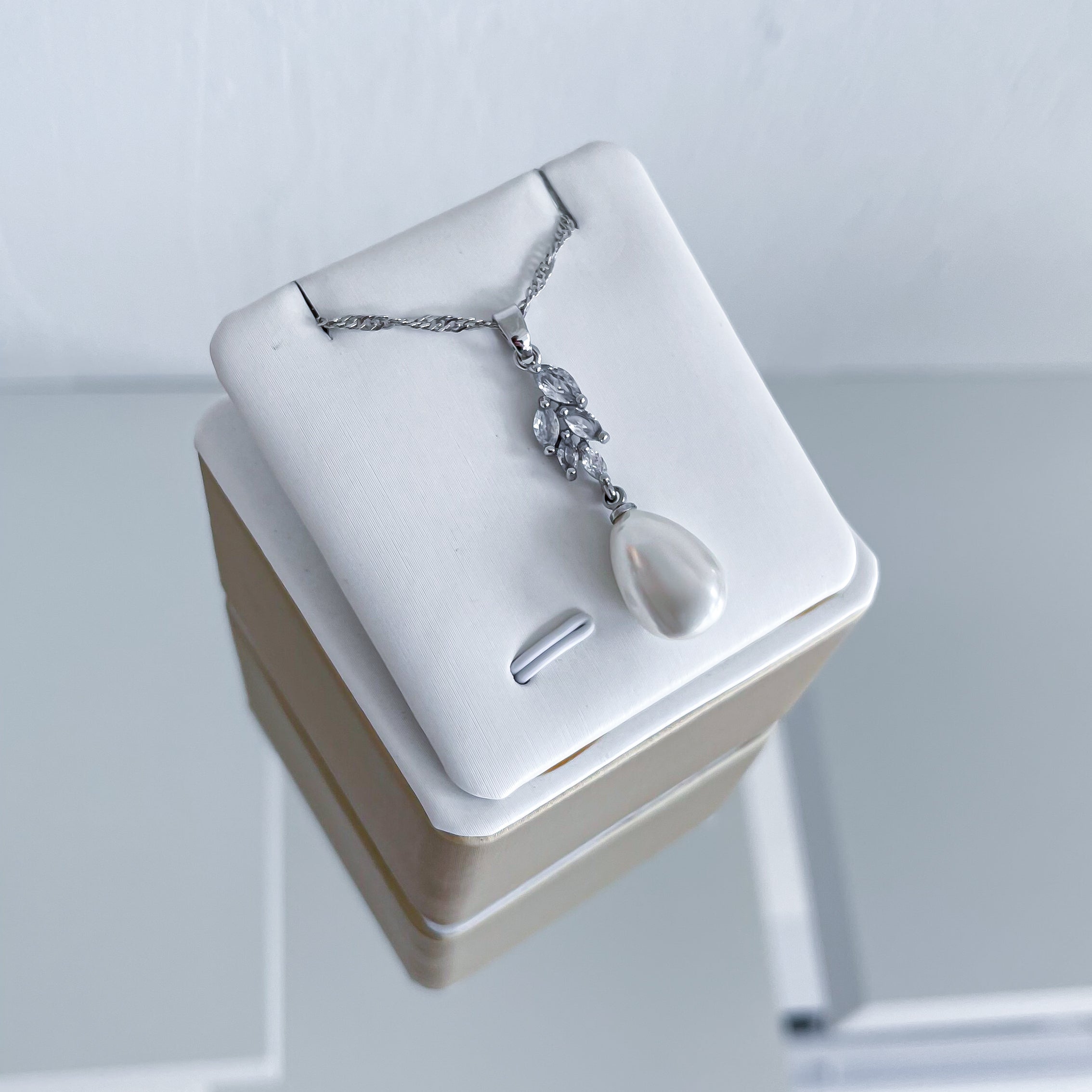 Kaklarota bright pearl MEGA SALE