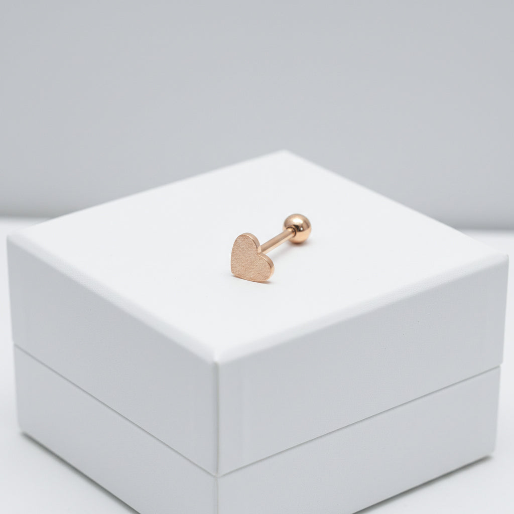 Pīrsings mēlei "Sirds"