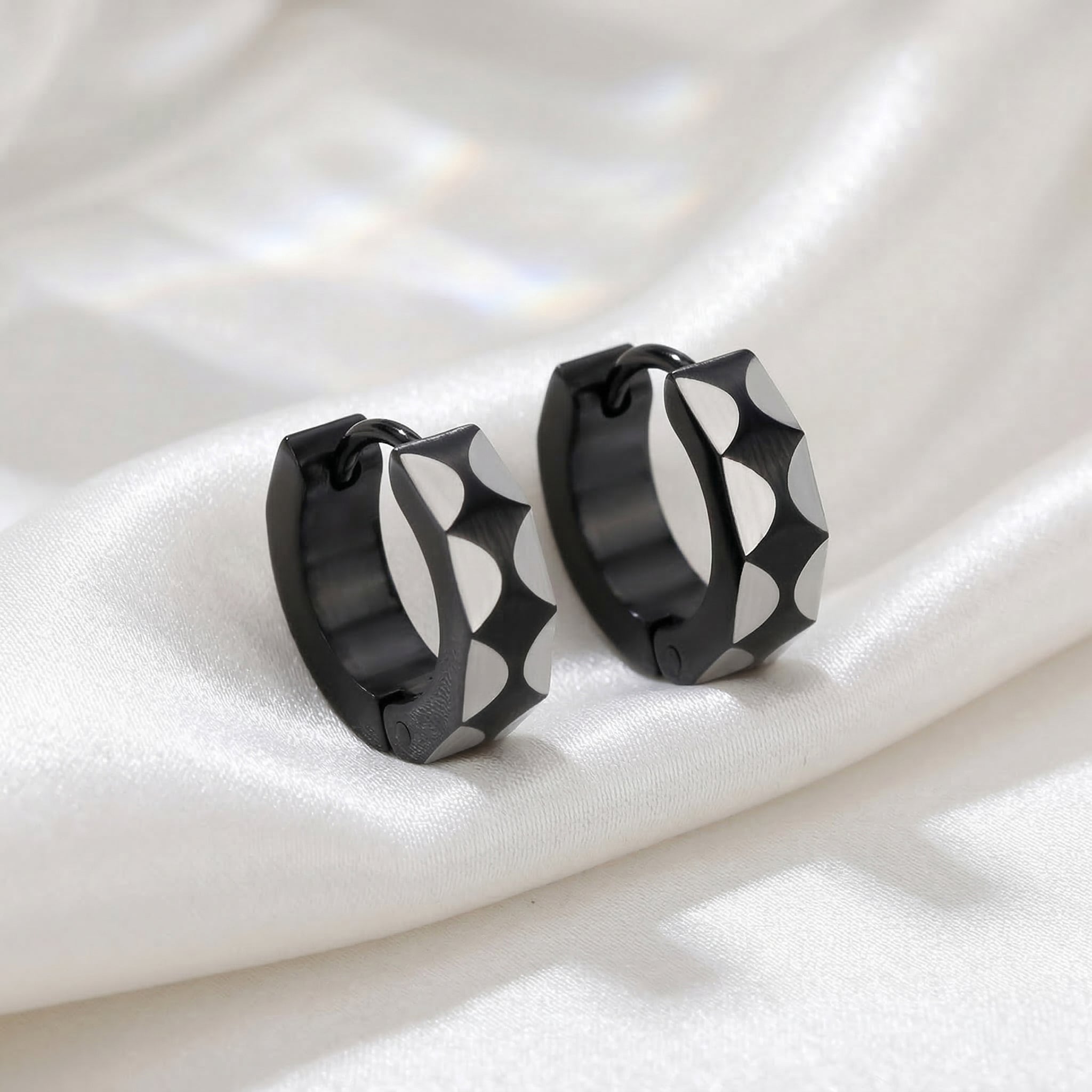 Auskari "Tumšais akcents"