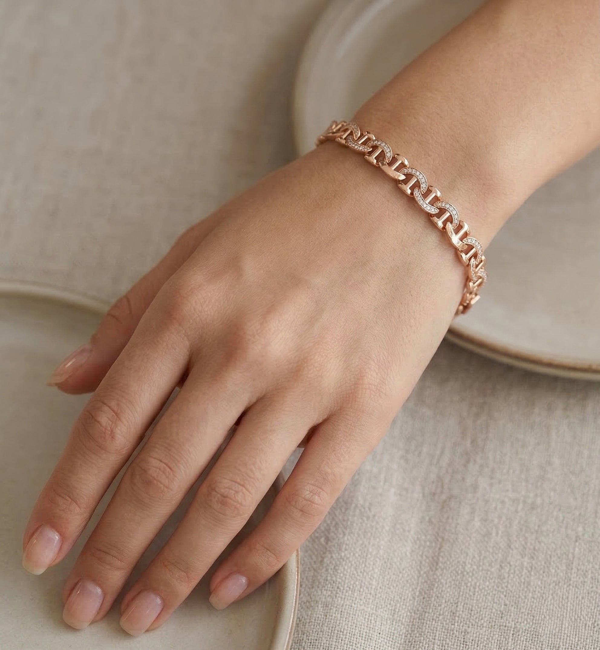 Rokassprādze "Elegance posmos"