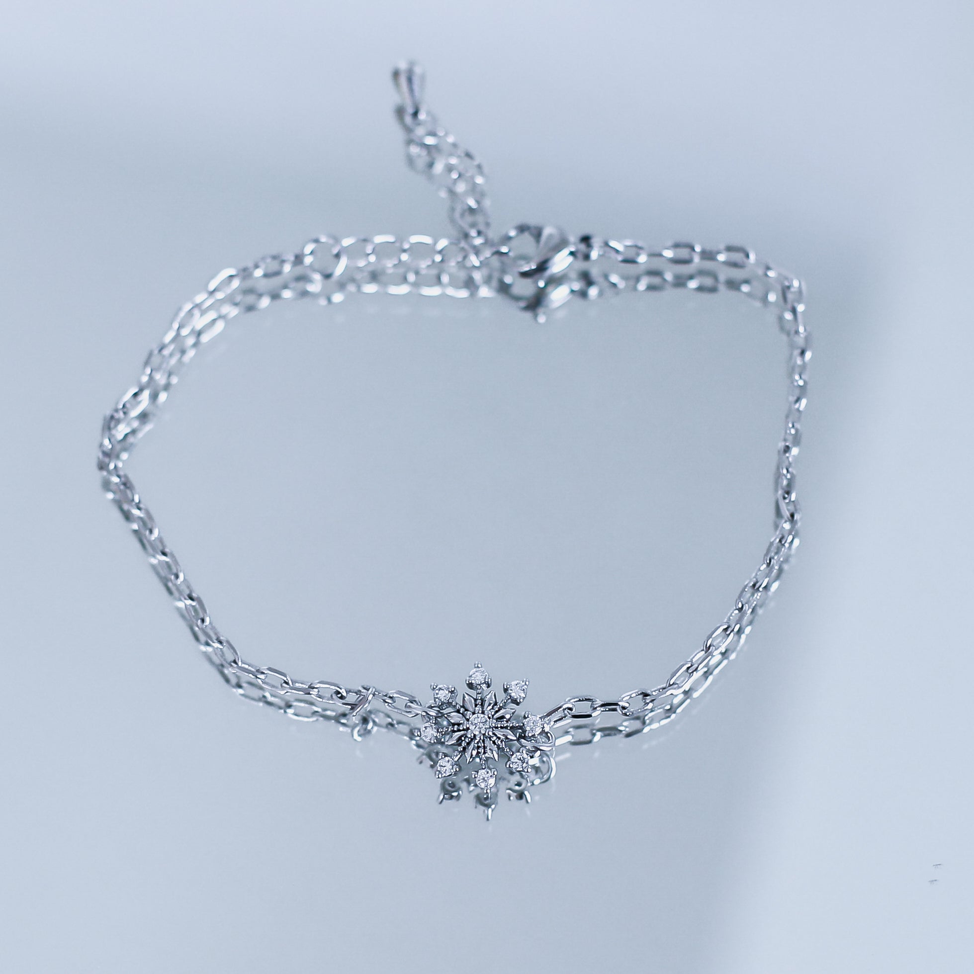 Rokassprādze "Gaišais zieds"