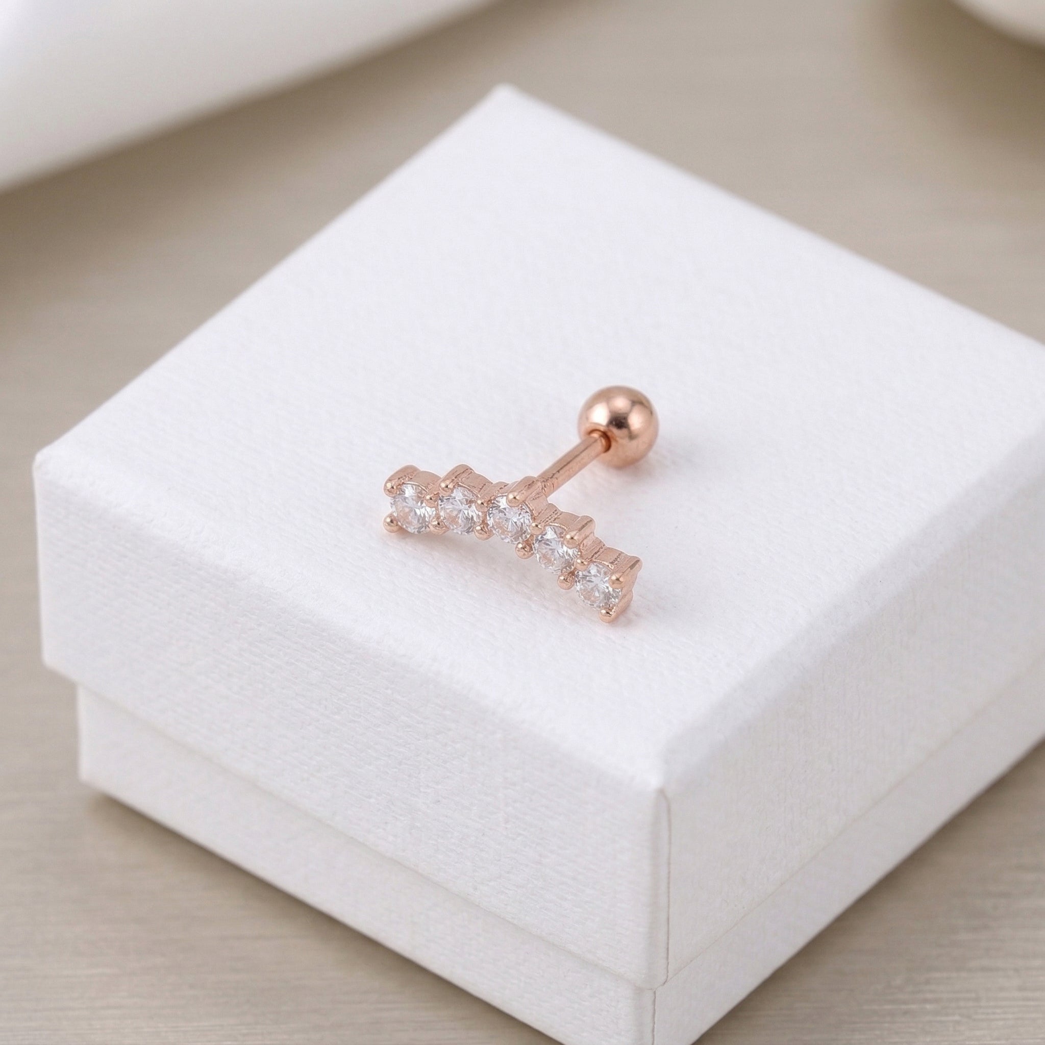 Pīrsings "Mazais ieloks"