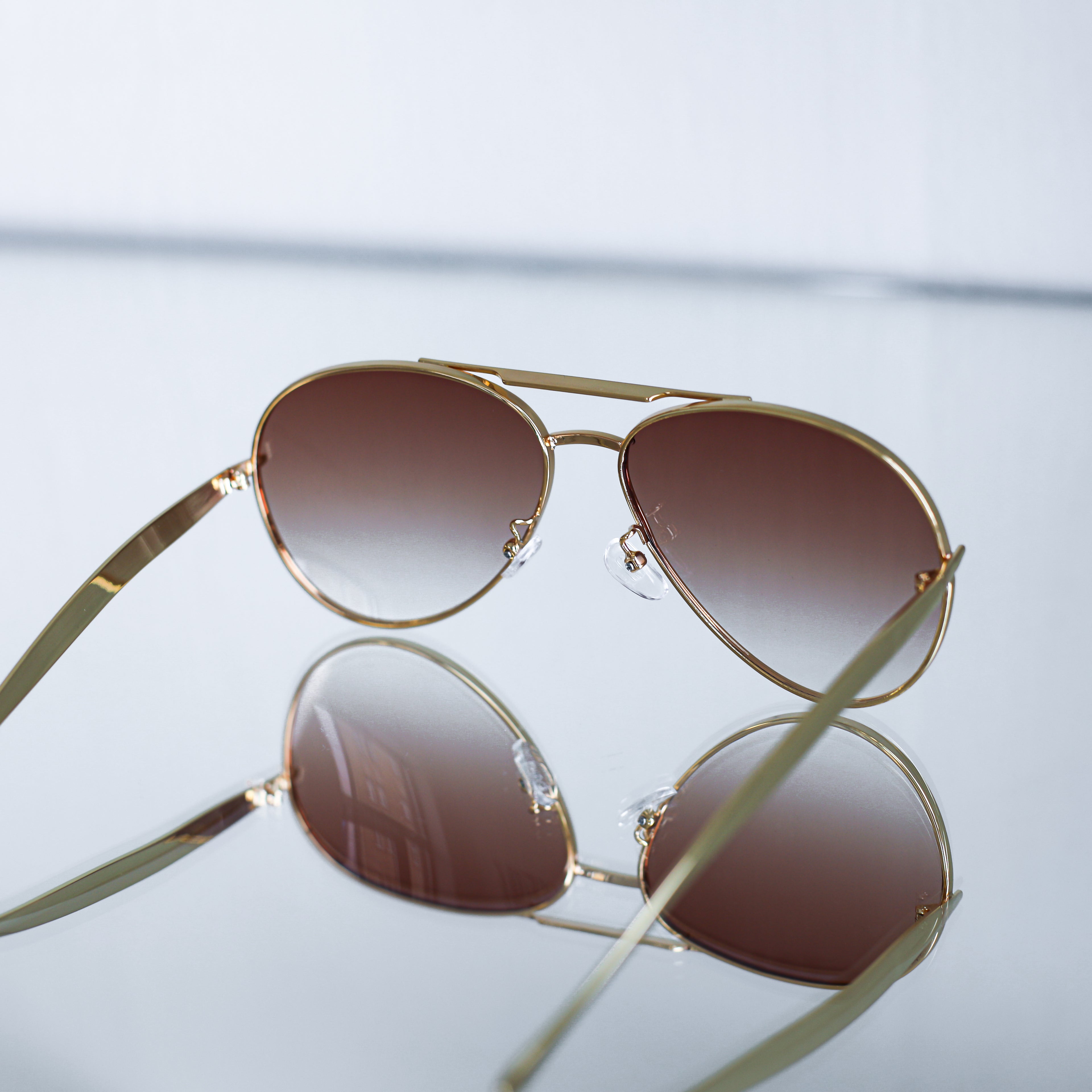 Saulesbrilles Lidojums