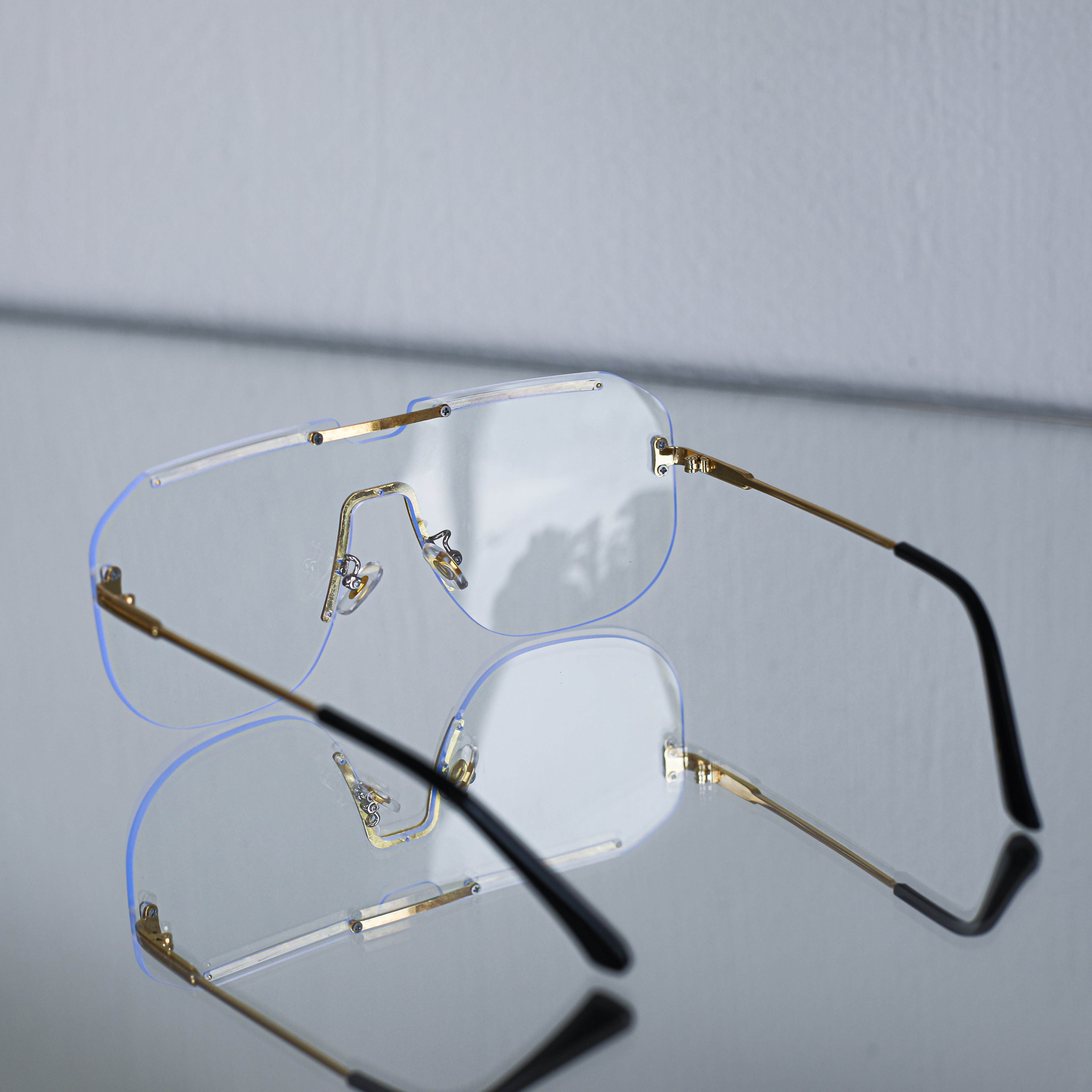 Saulesbrilles Vīzija W