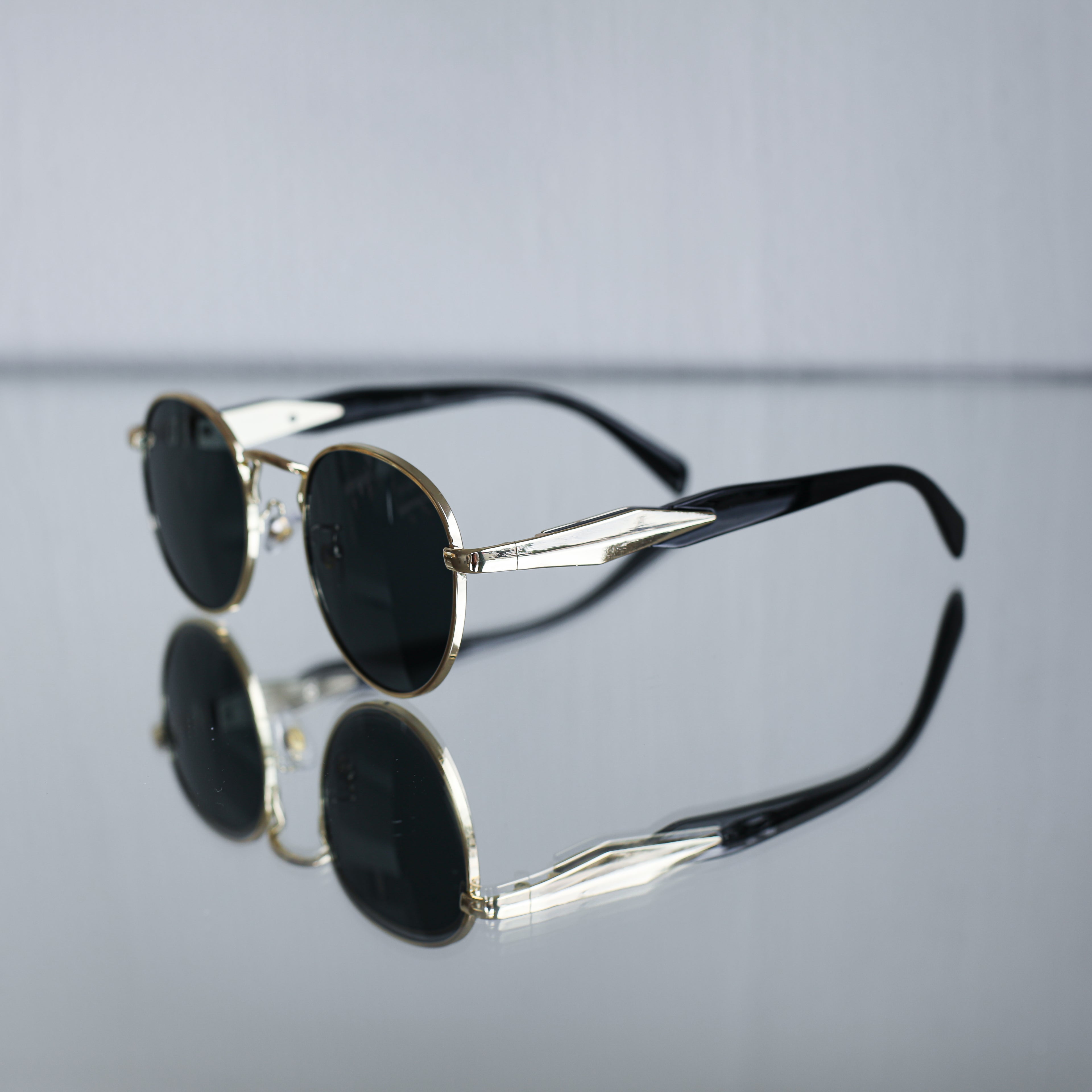 Saulesbrilles Šarms W