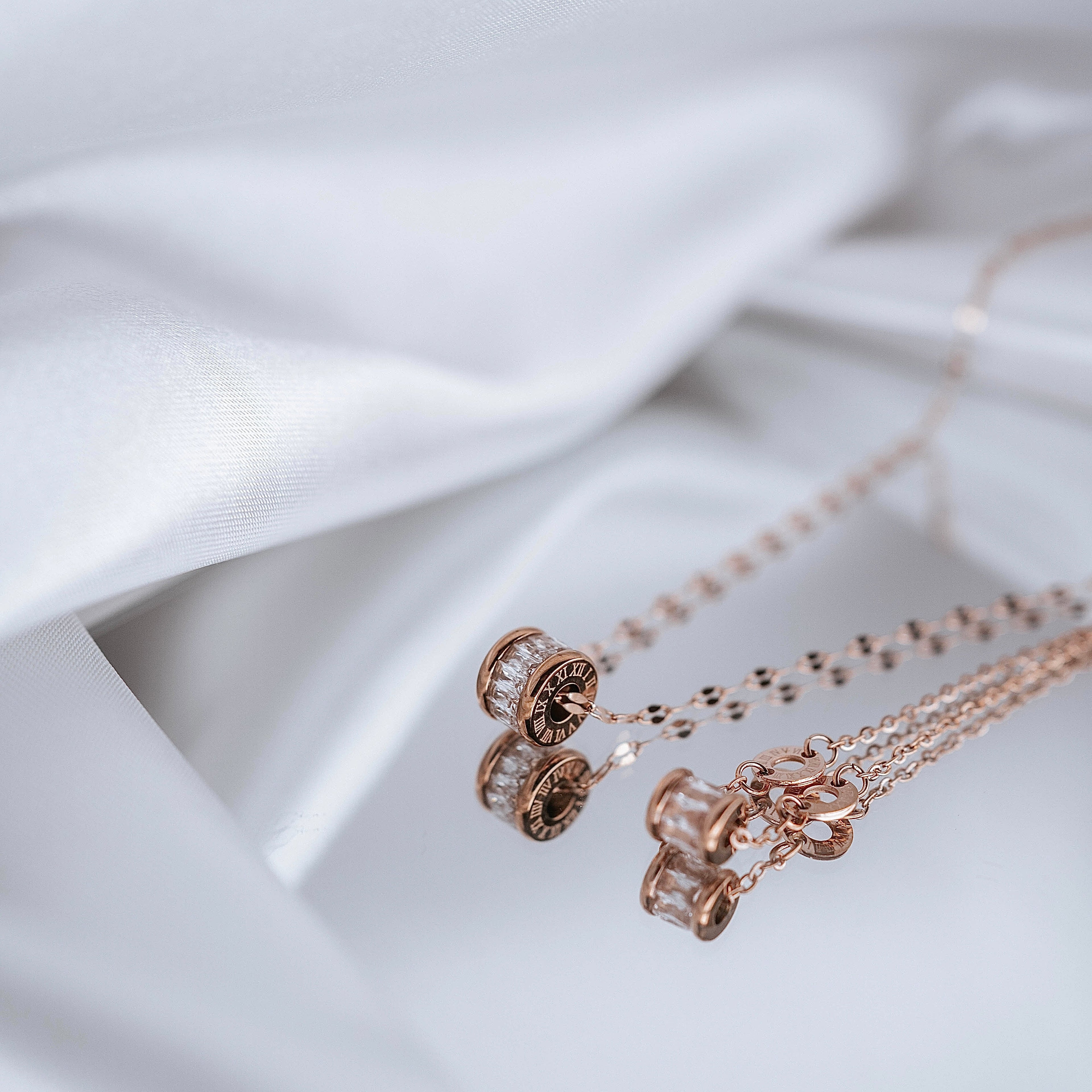 Kaklarota un rokassprādze "Red swirl"