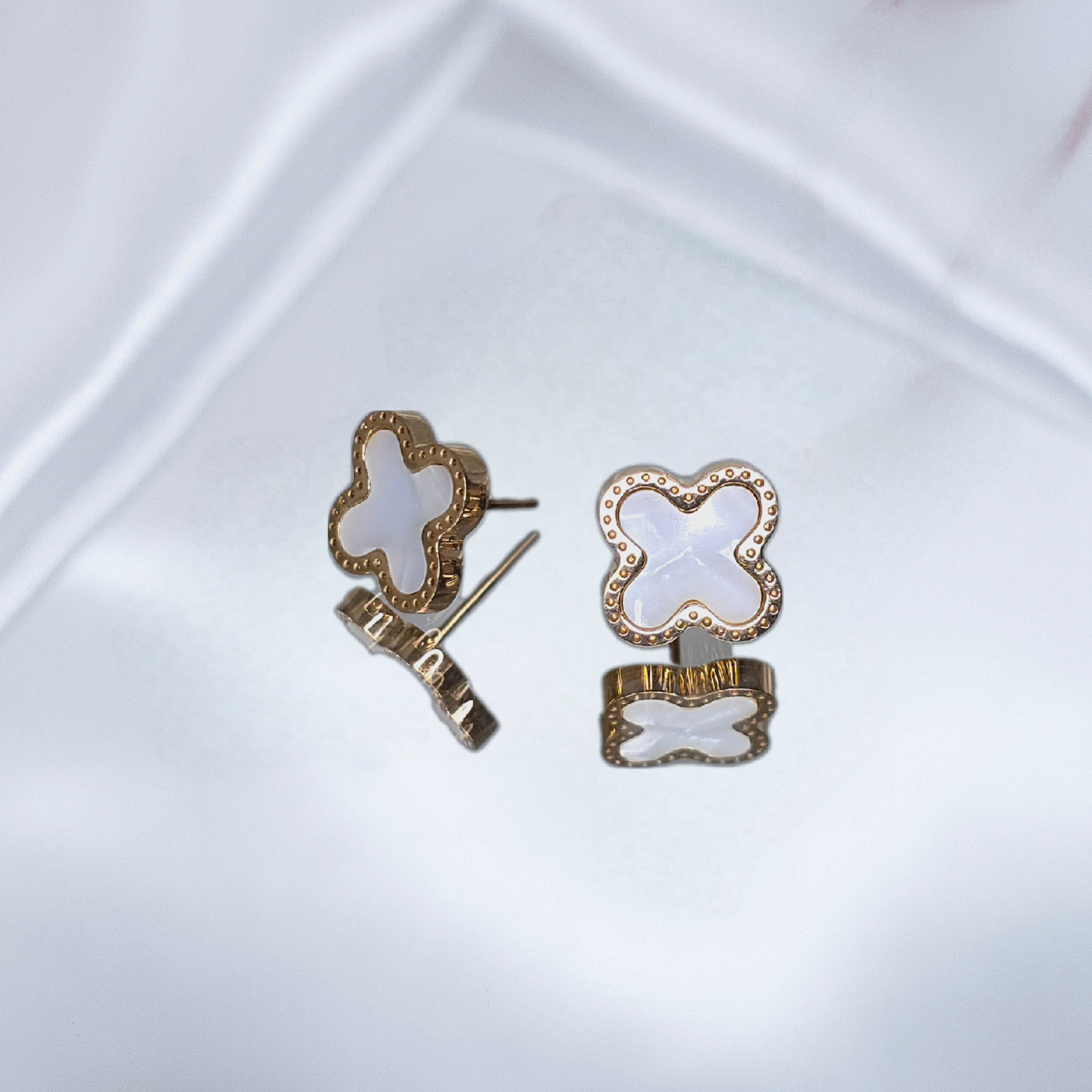 Rotu komplekts klasiskais Clover melns vai balts/arī atsevišķi