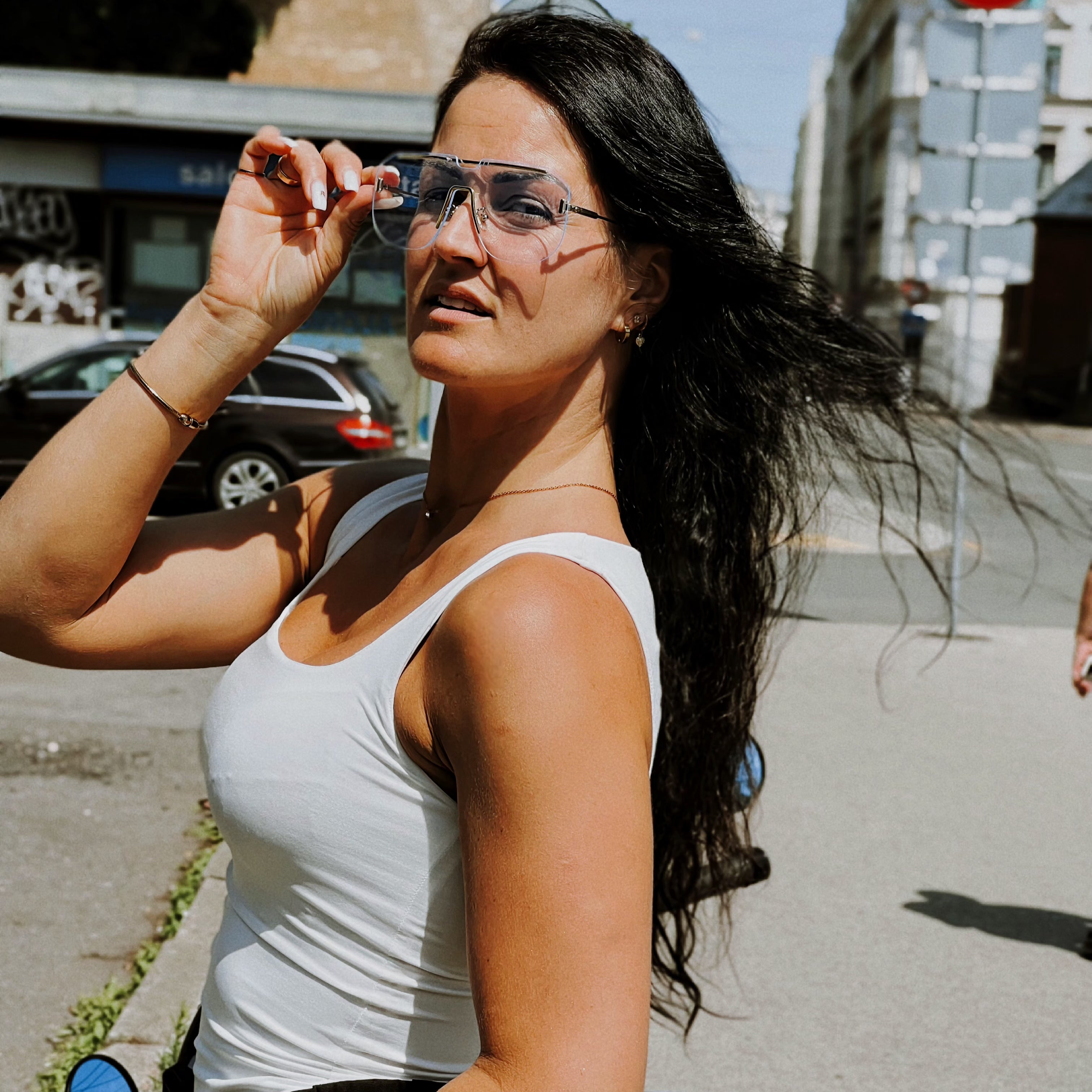 Saulesbrilles Vīzija W