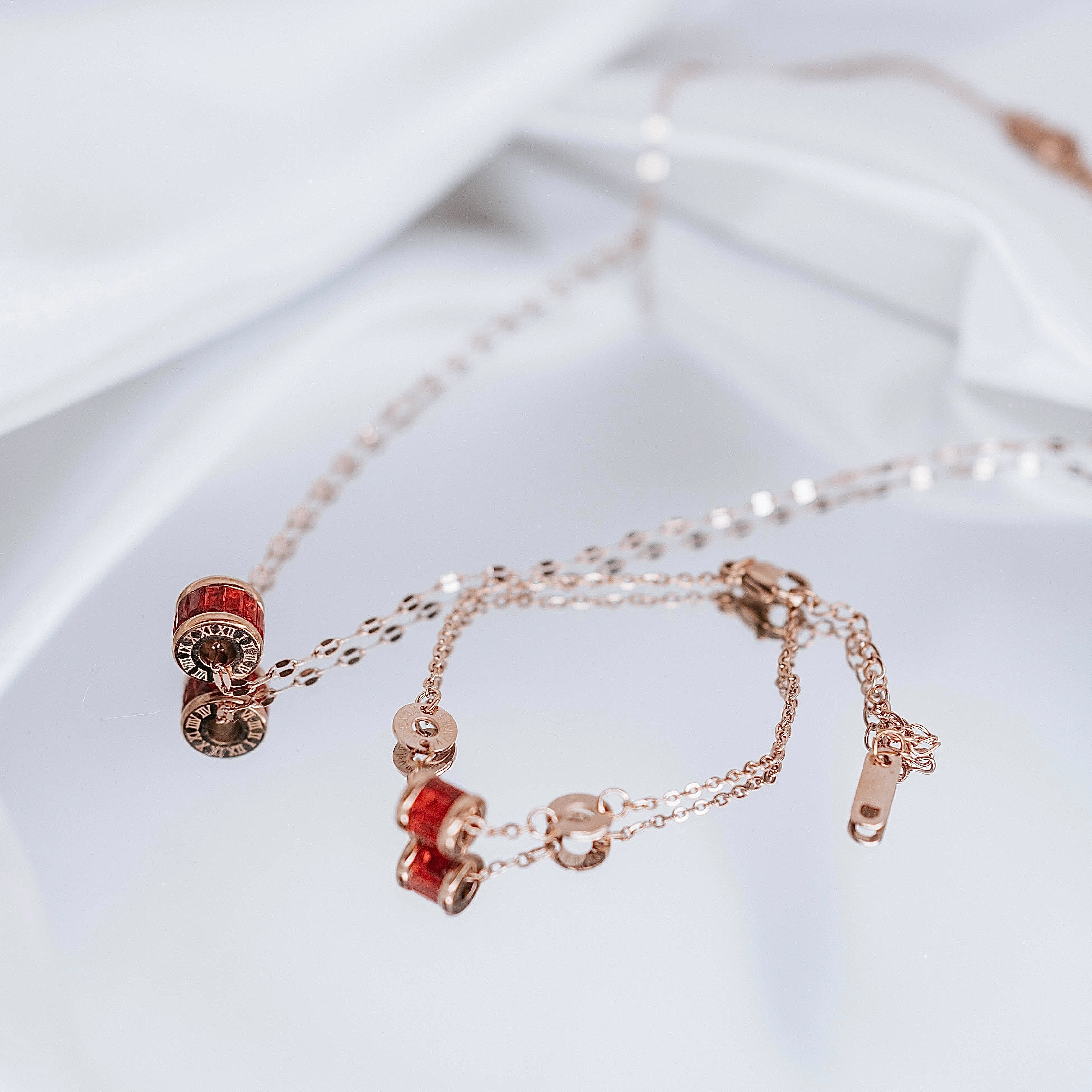 Kaklarota un rokassprādze "Red swirl"