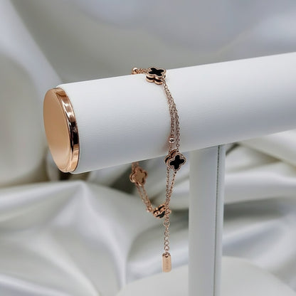 Rokassprādze &quot;Black clover and balls&quot;