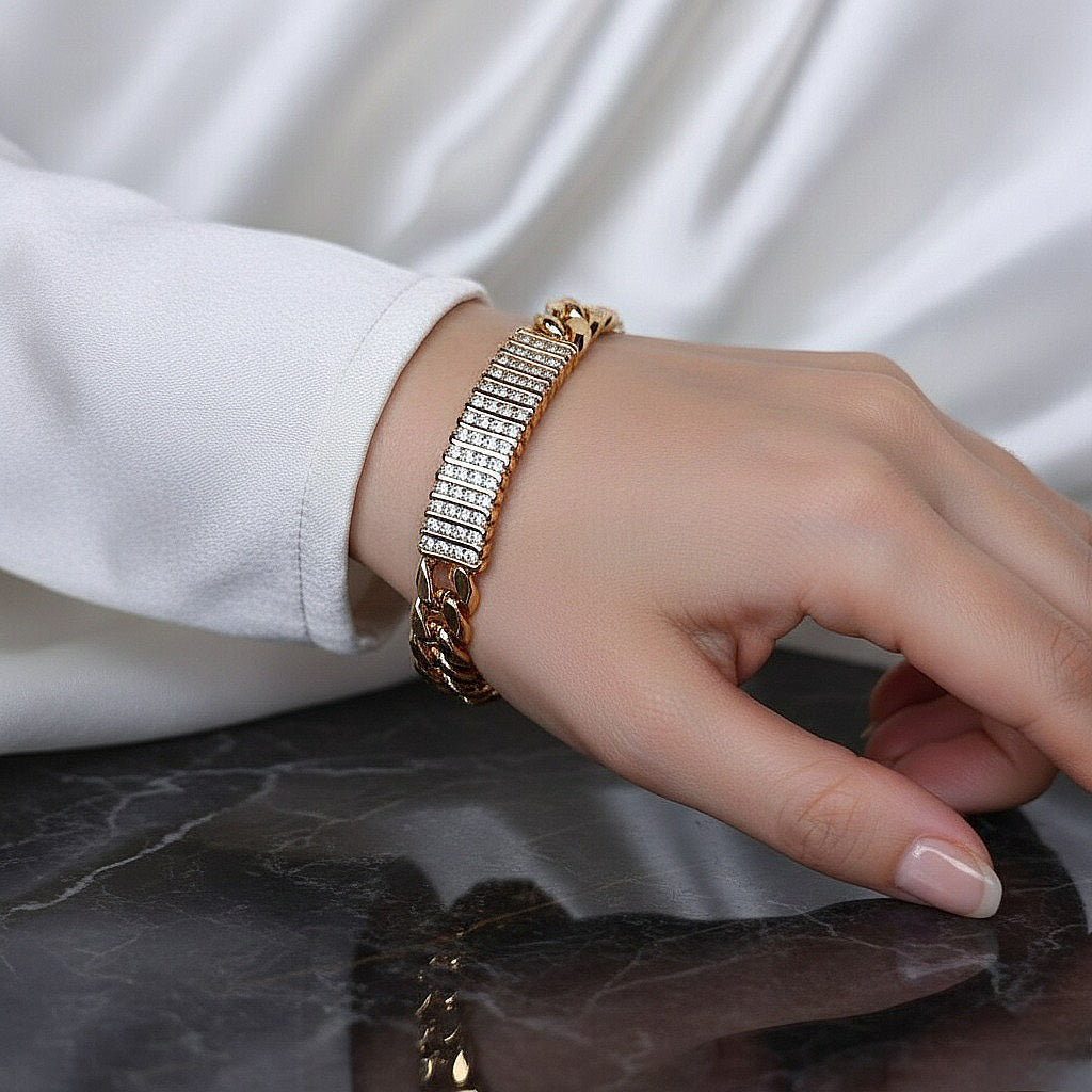 Rokassprādze &quot;Ķēde un kristāli&quot;