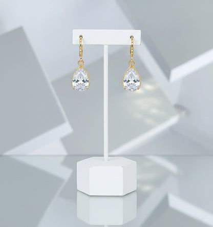 Auskari &quot;Dzidrā lāsīte&quot;