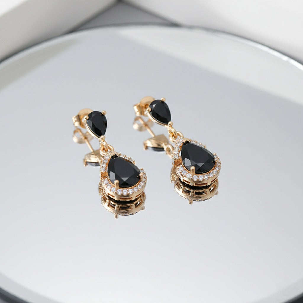 Auskari "Nokarenā melnā lāsīte"