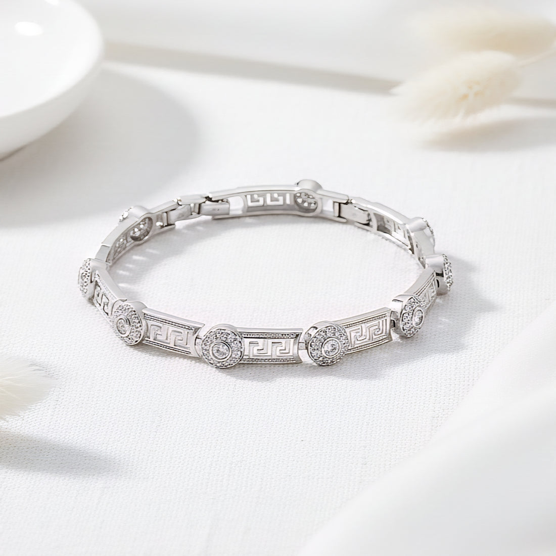 Rokassprādze "Lielie gaišie kristāli"