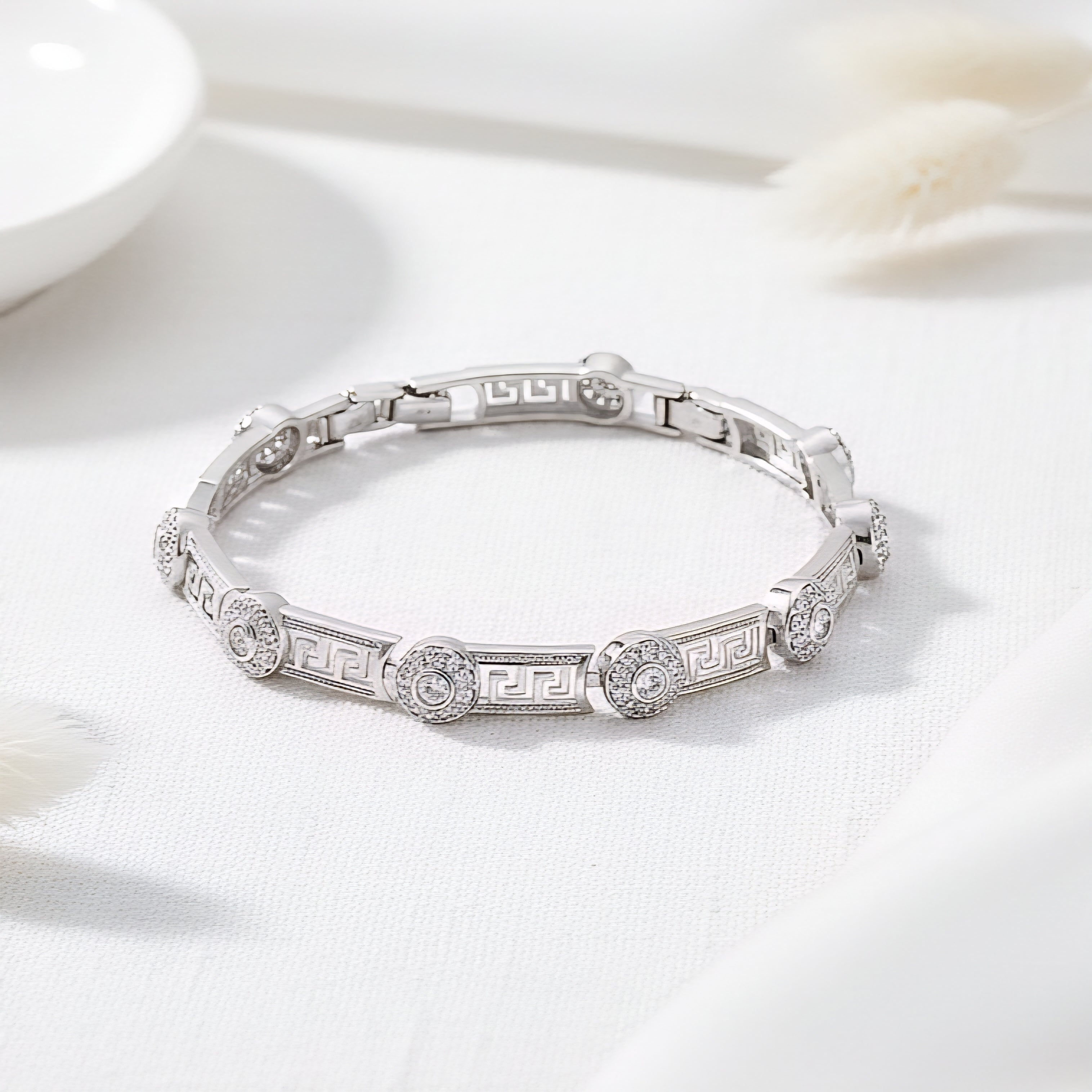 Rokassprādze "Lielie gaišie kristāli"