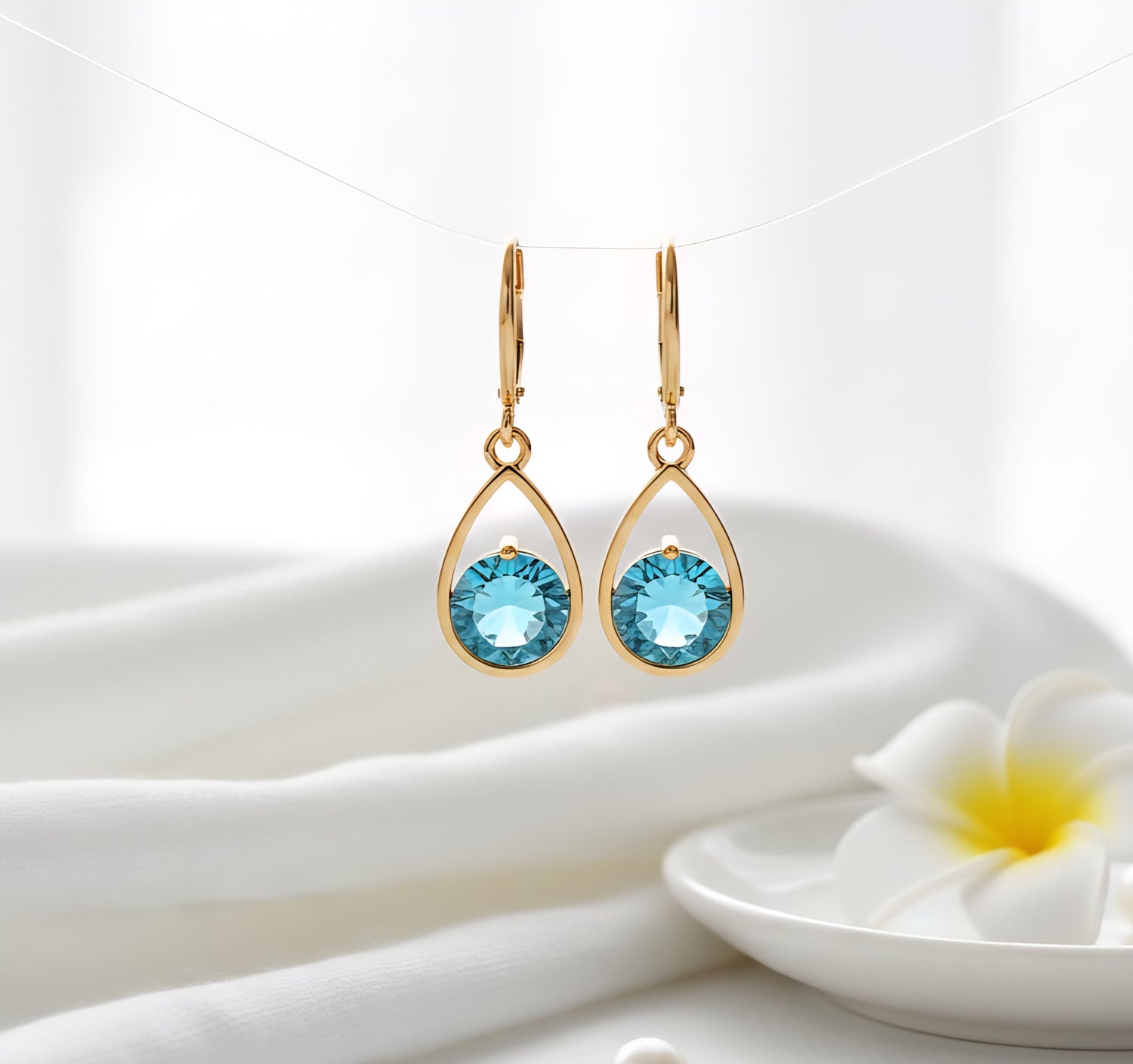 Auskari "Gaiši zilā lāsīte"