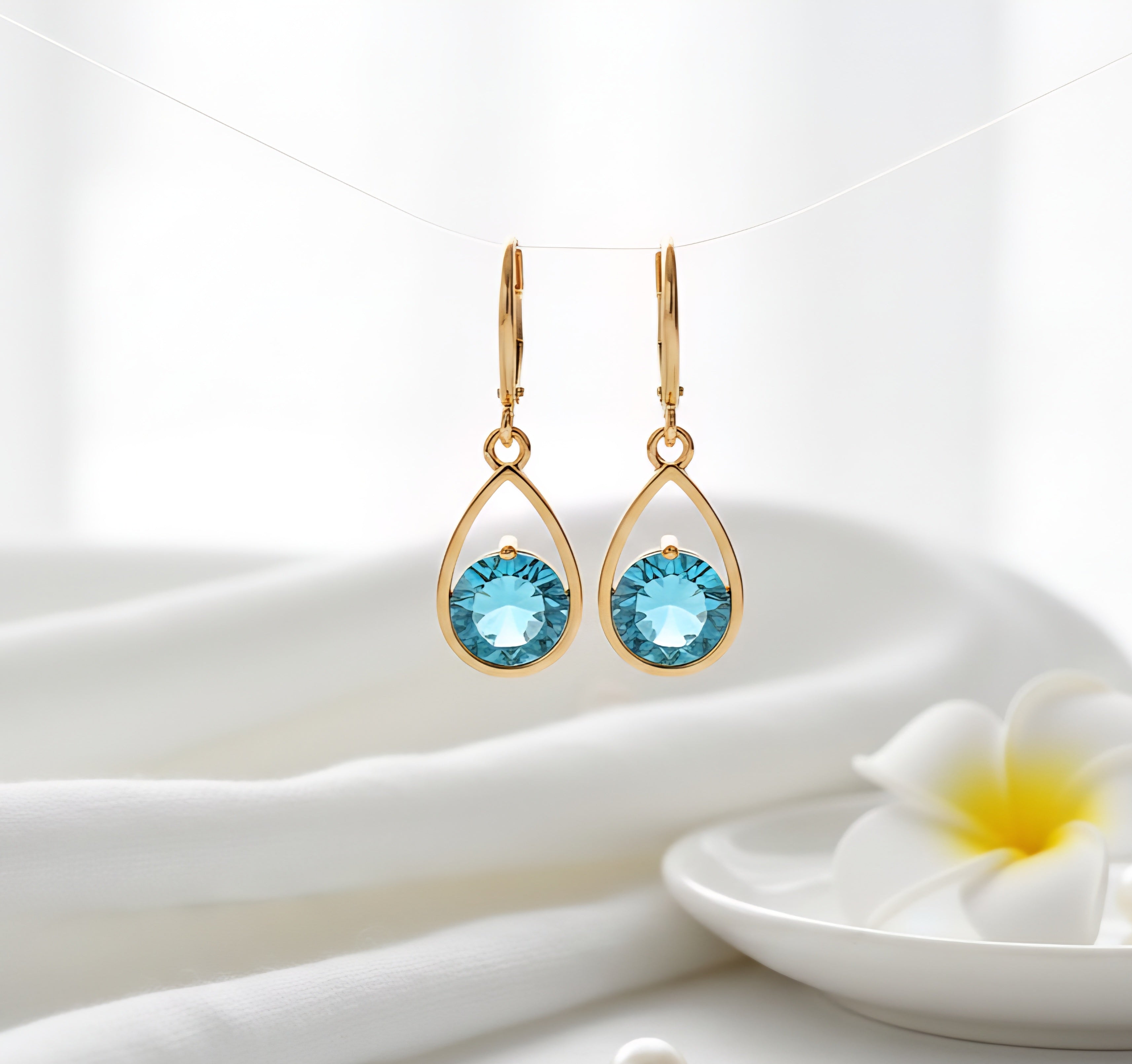 Auskari "Gaiši zilā lāsīte"