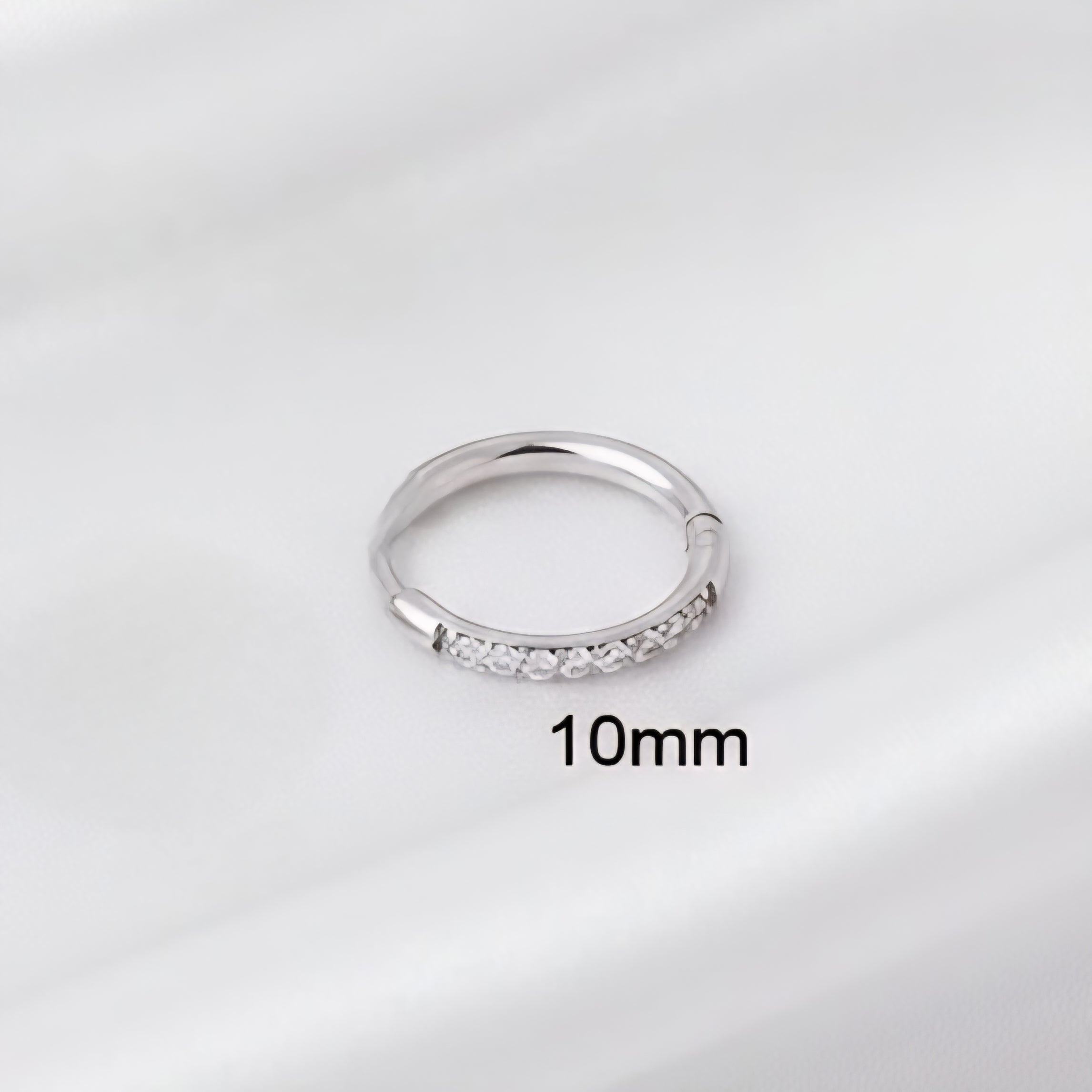 Pīrsings auskars "Gaišā klasika" 1 gab.