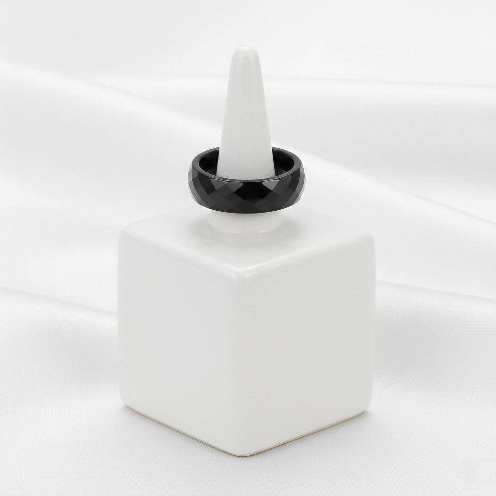 Gredzens "Keramika" black