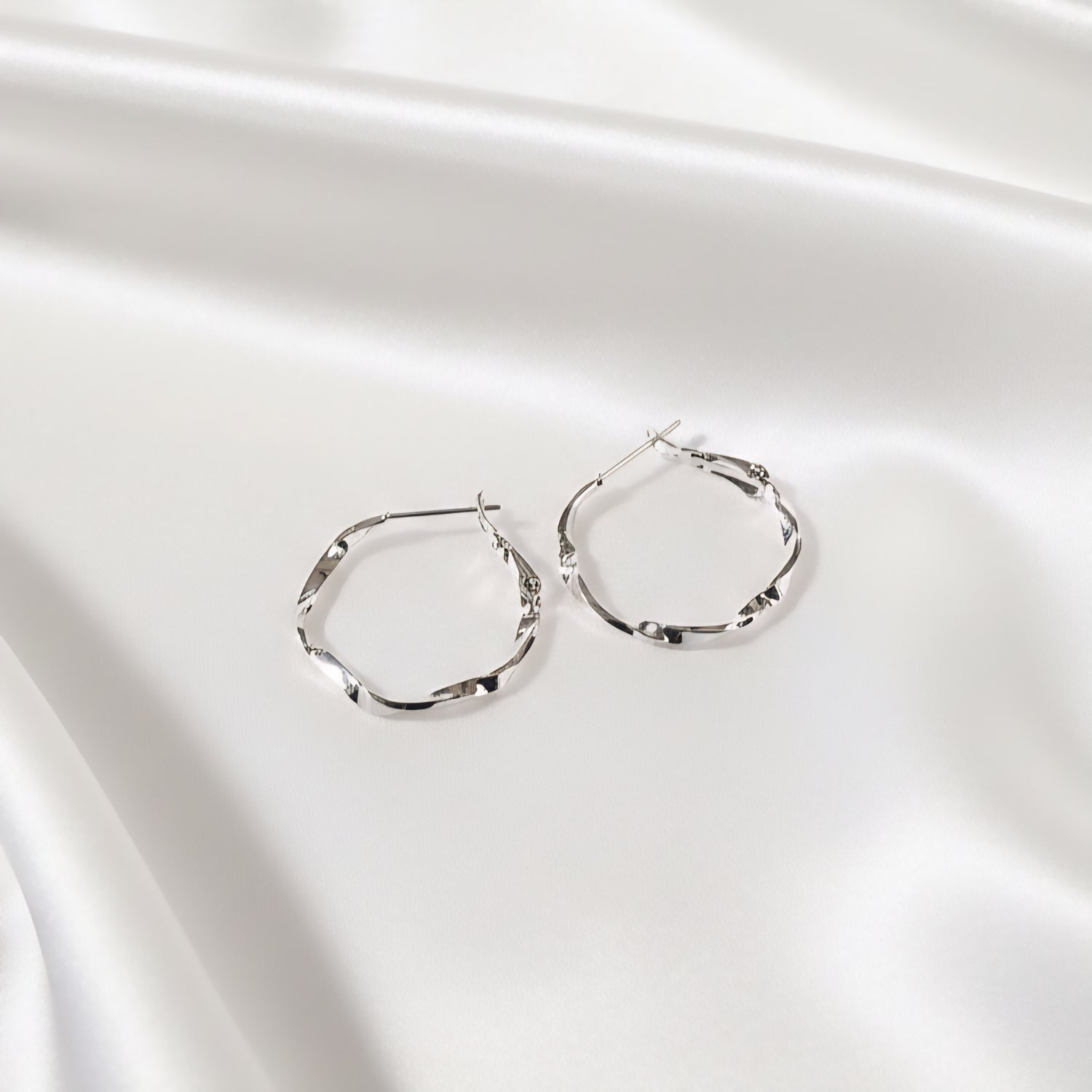 Auskari Bright round ones