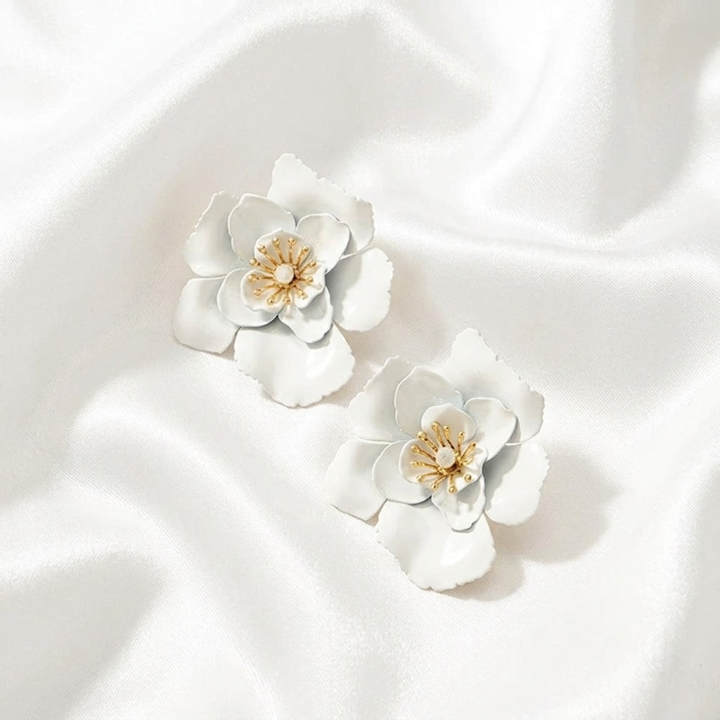 Auskari "Zieds" balti