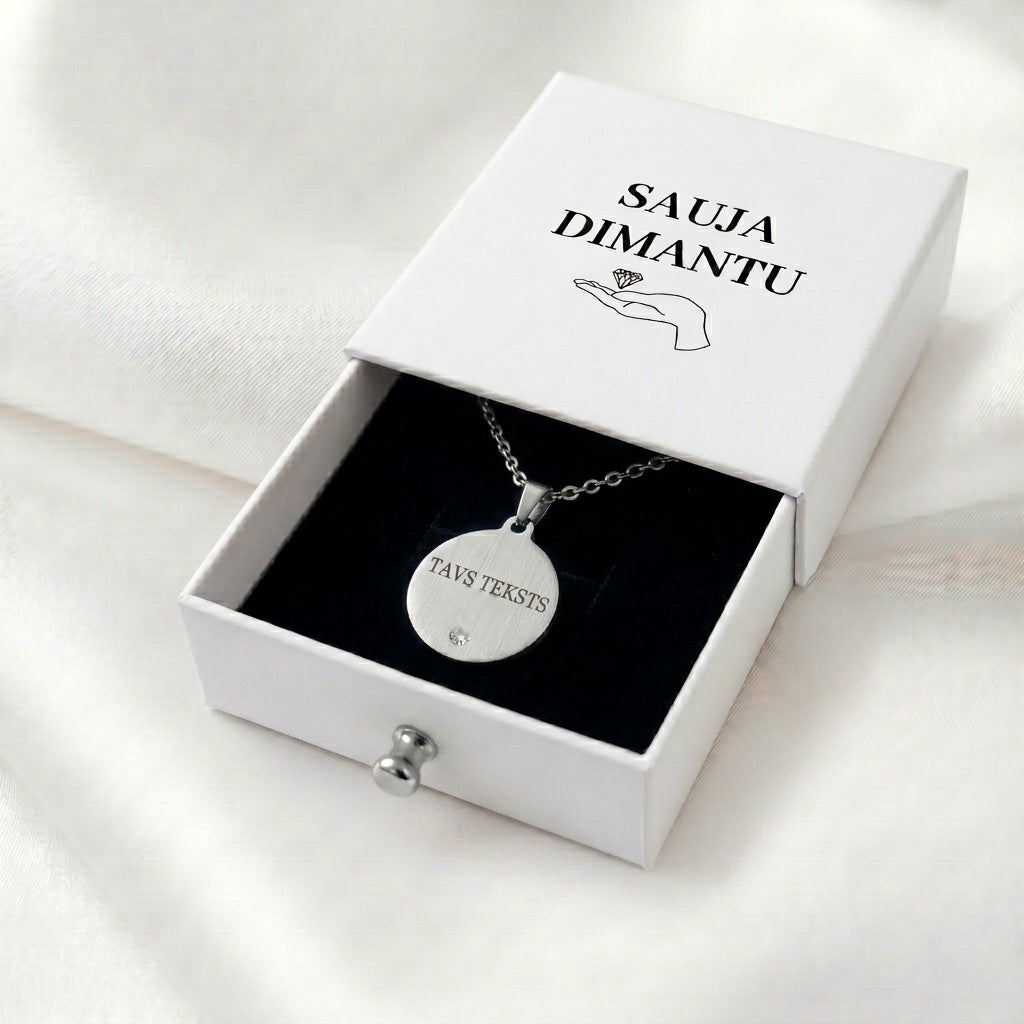 Kaklarota apaļa ar kristālu | personalizē pēc vēlmes